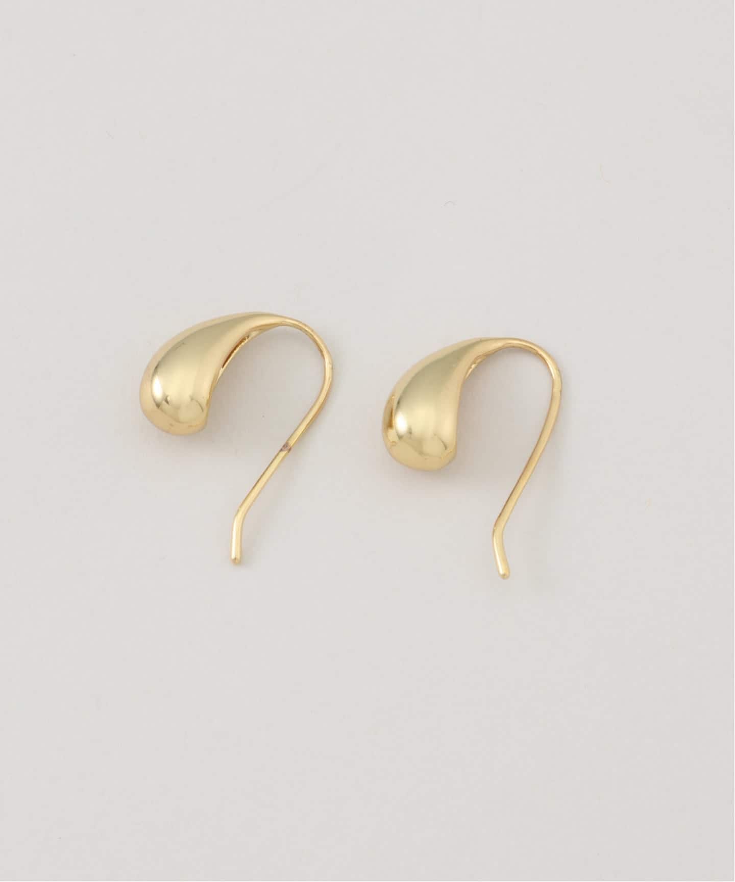 Kenneth Jay Lane】 droplet fishhook earring：ピアス（ピアス