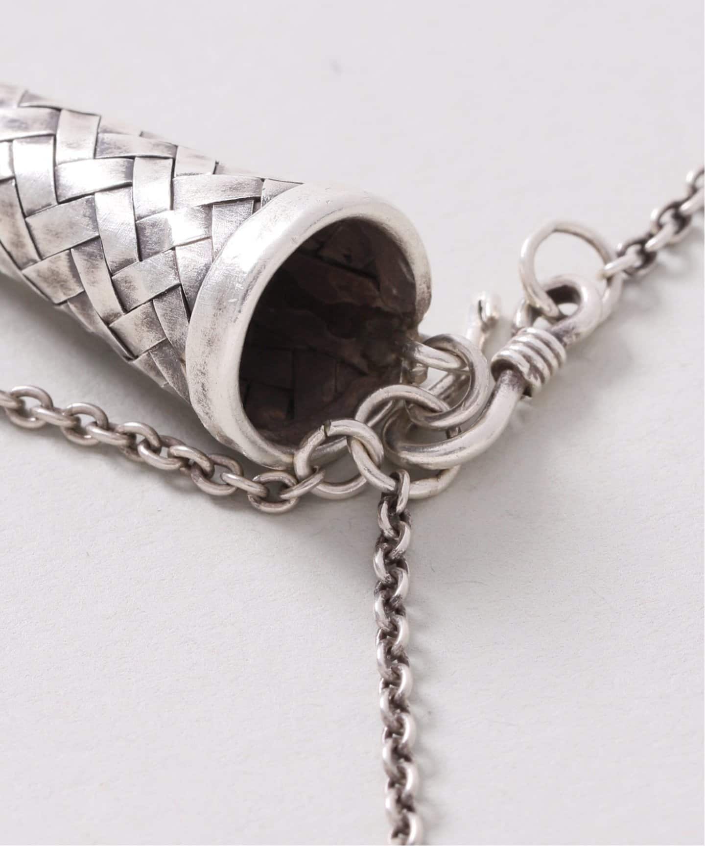アフリカンアメジストとカレンシルバーのネックレス　ヴィンテージトライバルチャーム カレンシルバー ネックレス（Necklace） | 旅するエスニック
