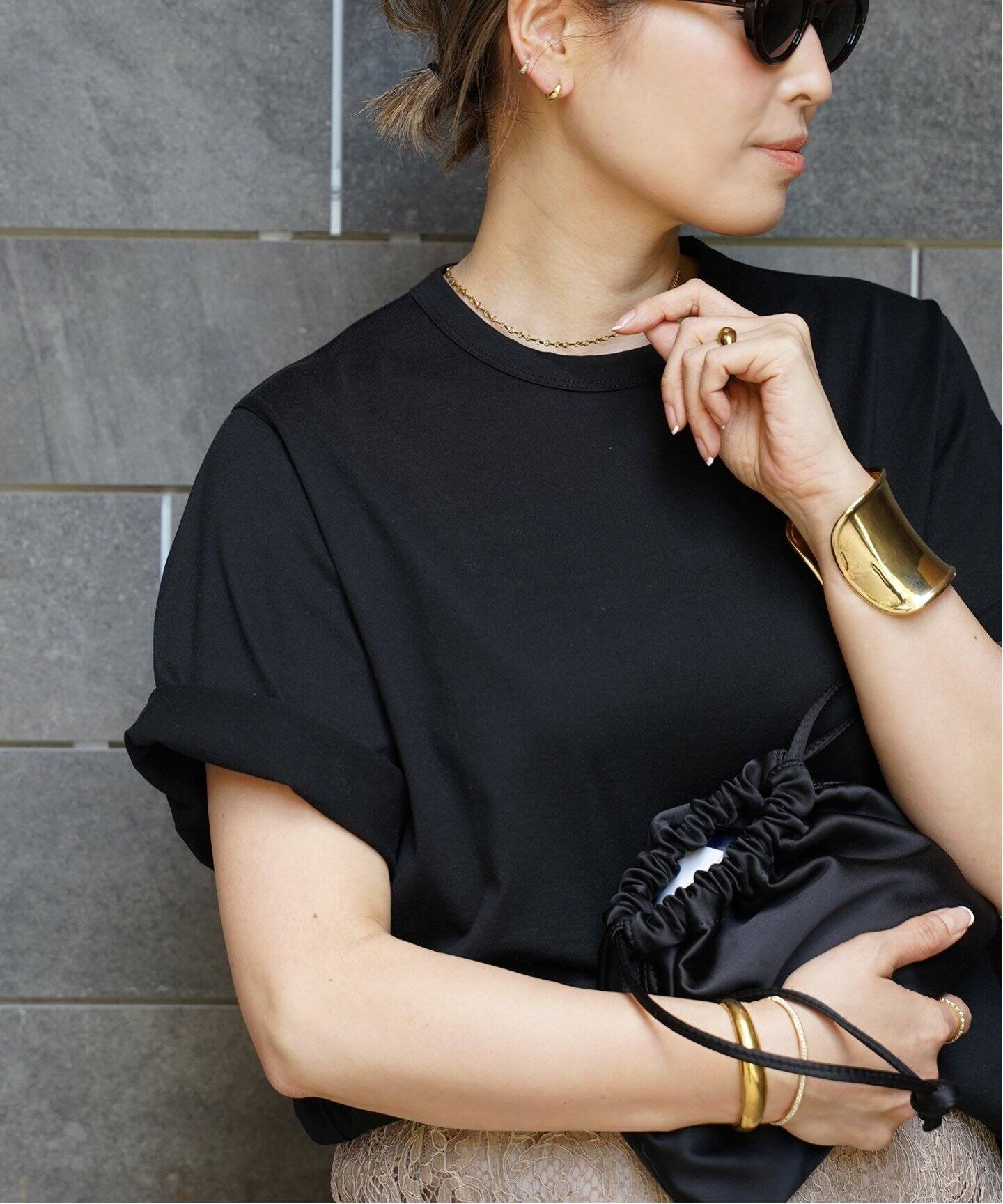 LIZZIE MANDLER/リジーマンドラー】PAVE CRESCENT HOOP 6.5