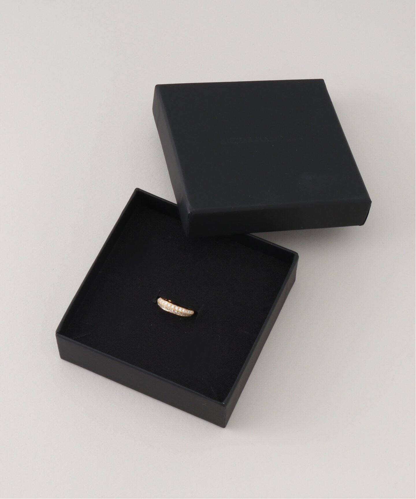アクセサリー LIZZIE MANDLER THIN CRESCENT RING Petite Crescent Ring - Lizzie Mandler