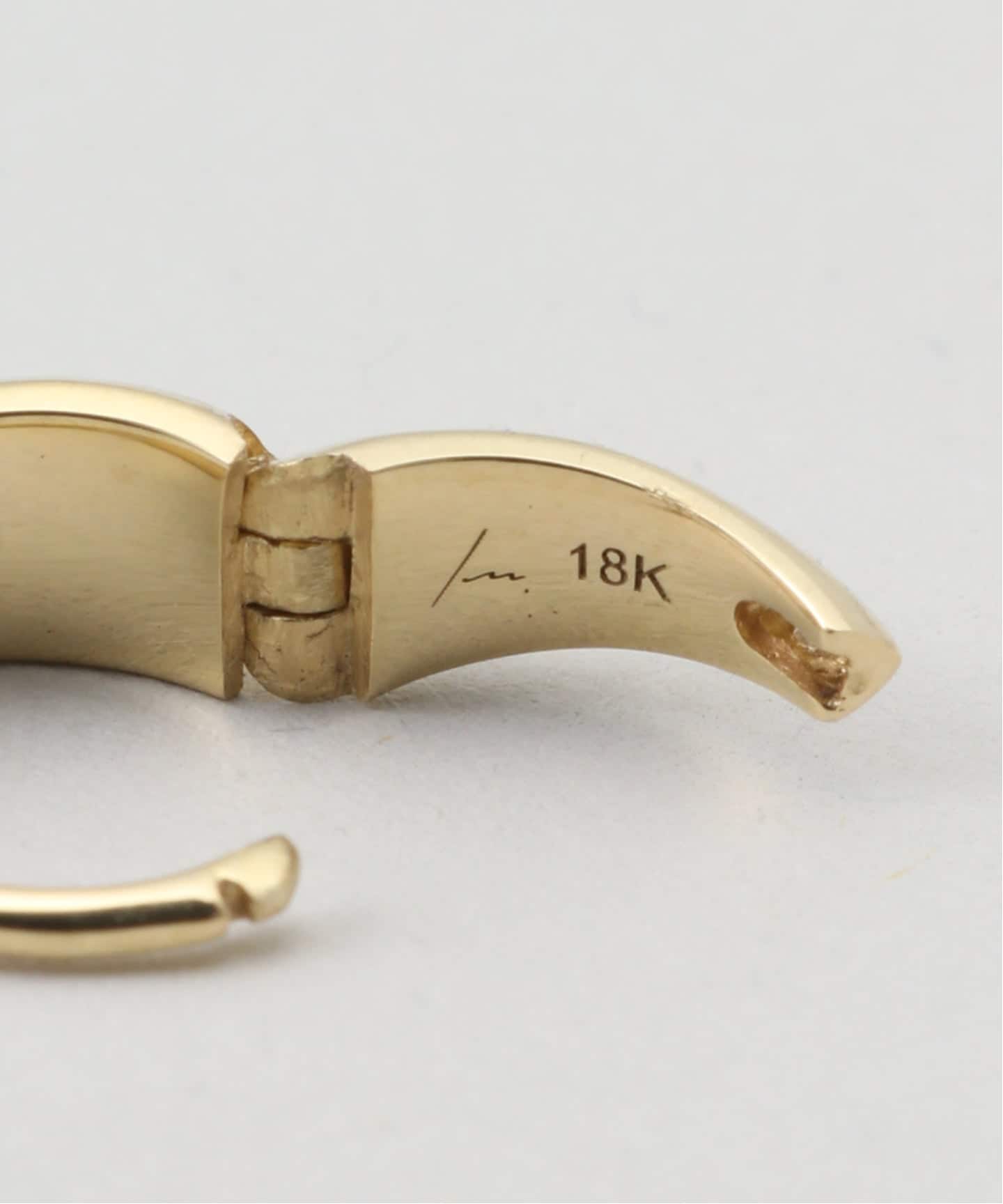 LIZZIE MANDLER/リジーマンドラー】SIDE WD 8.5MM ピアス(左耳用