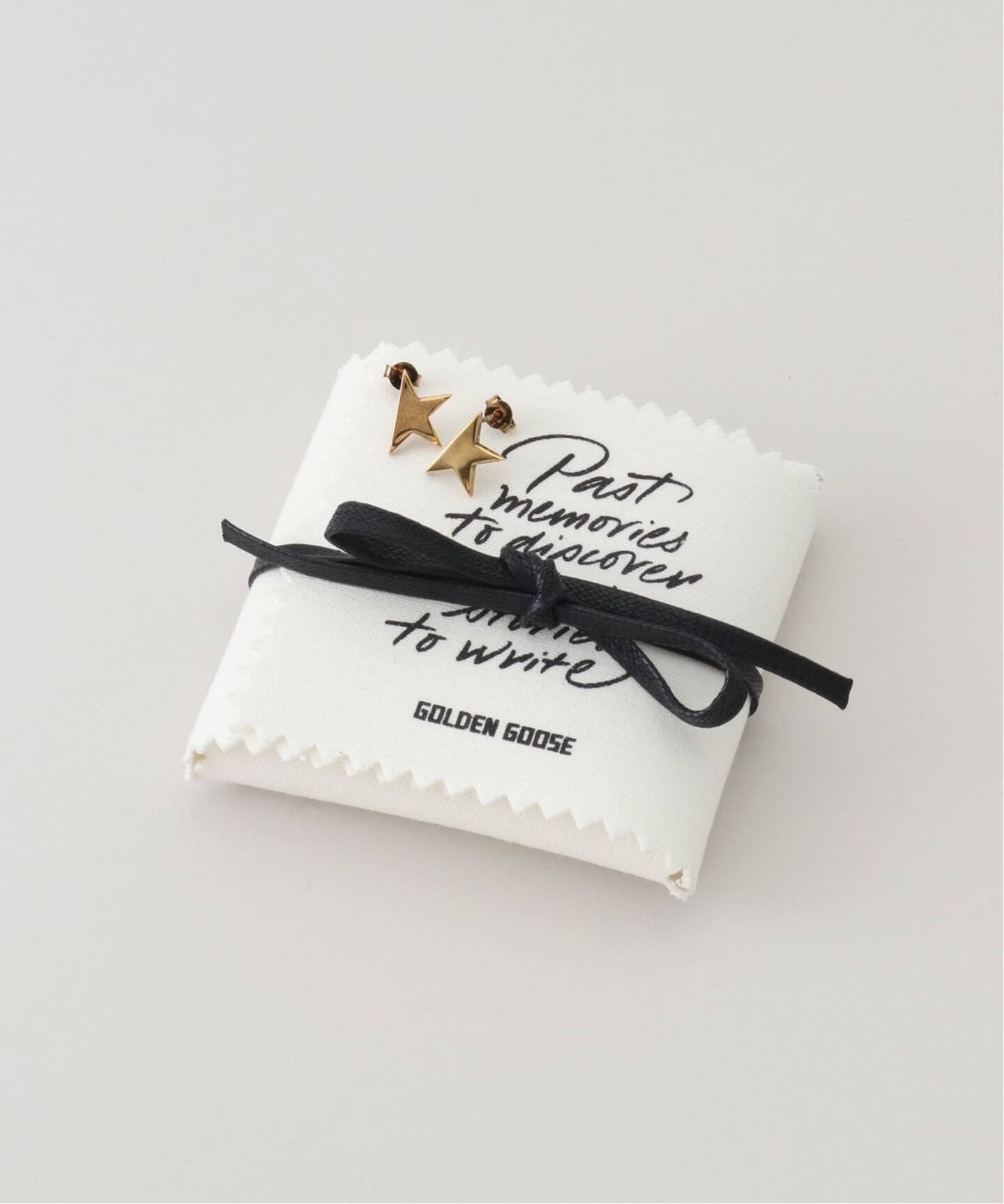 GOLDEN GOOSE / ゴールデングース】EARRINGS STAR（ピアス（両耳用