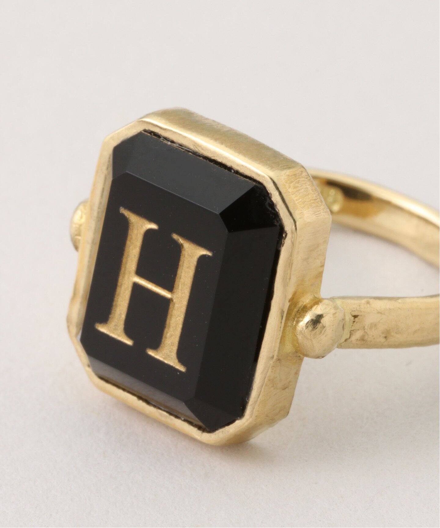 りー　GIGI ゴールド チェーンリング 専用ケース付き HISPANIA / Classic square diamond ring - GIGI Jewelry