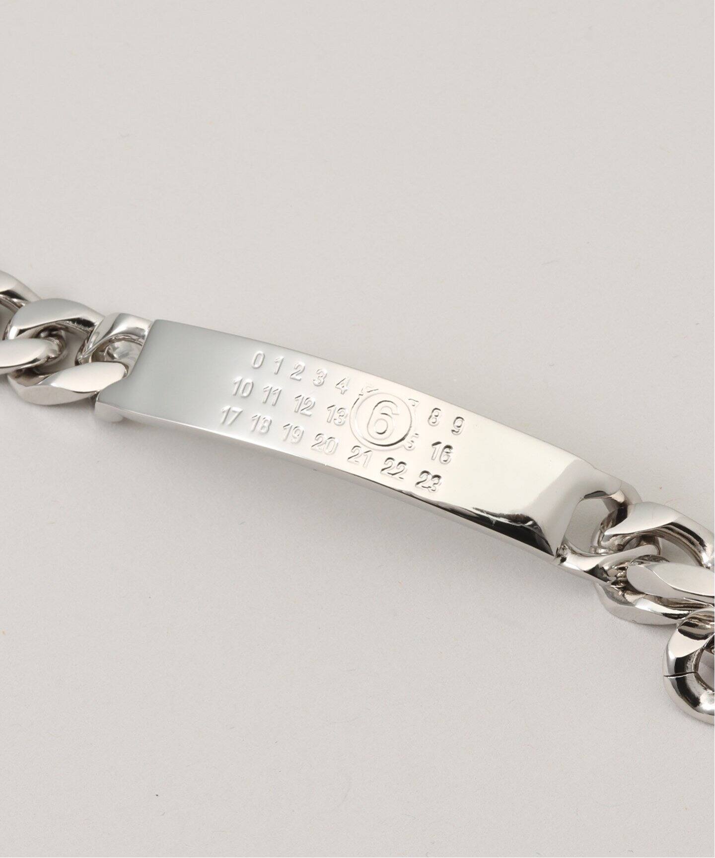 MM6 Maison Margiela Minimal Logo ID Tag curb bracelet 