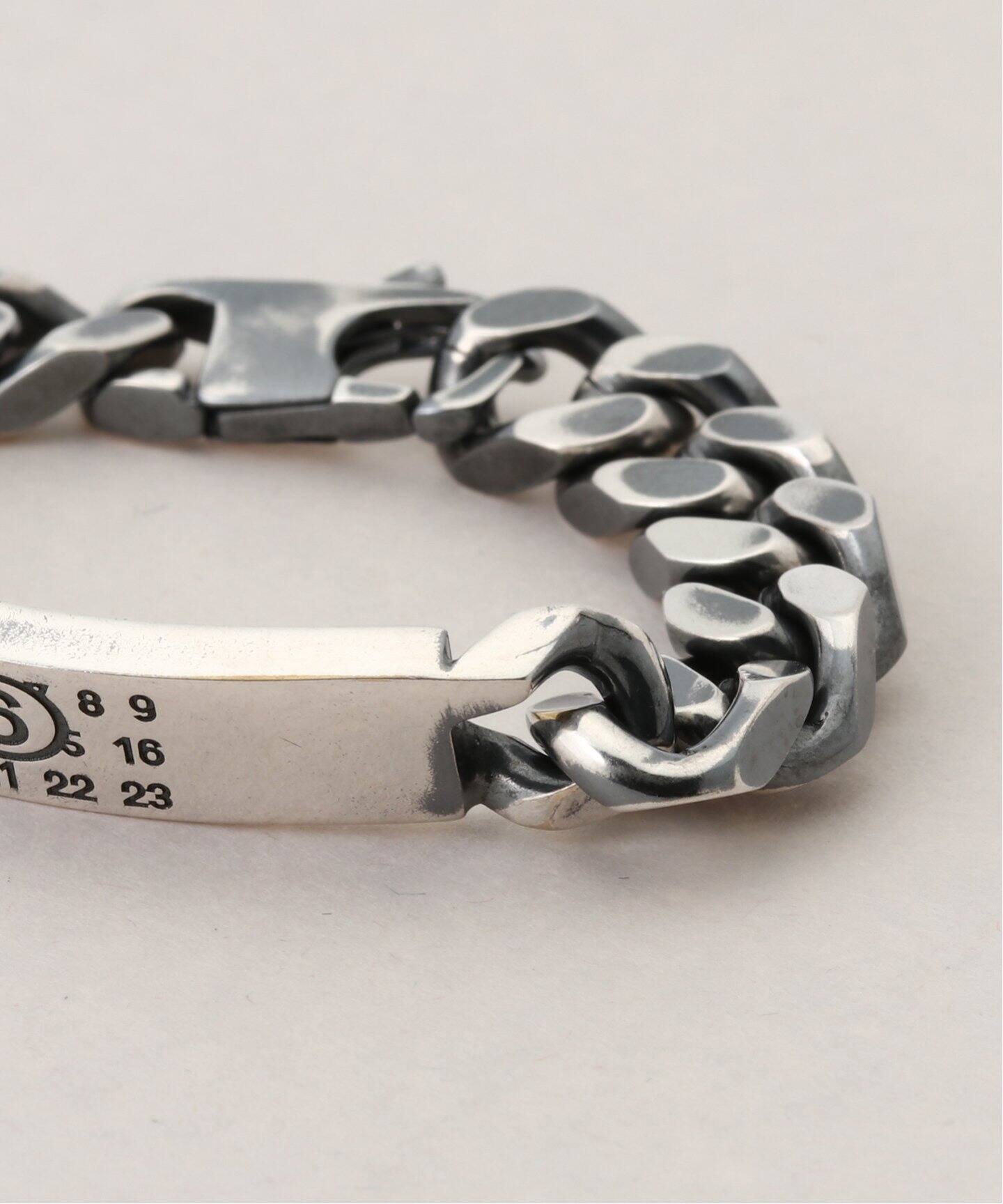 MM6 Maison Margiela Minimal Logo ID Tag curb bracelet 
