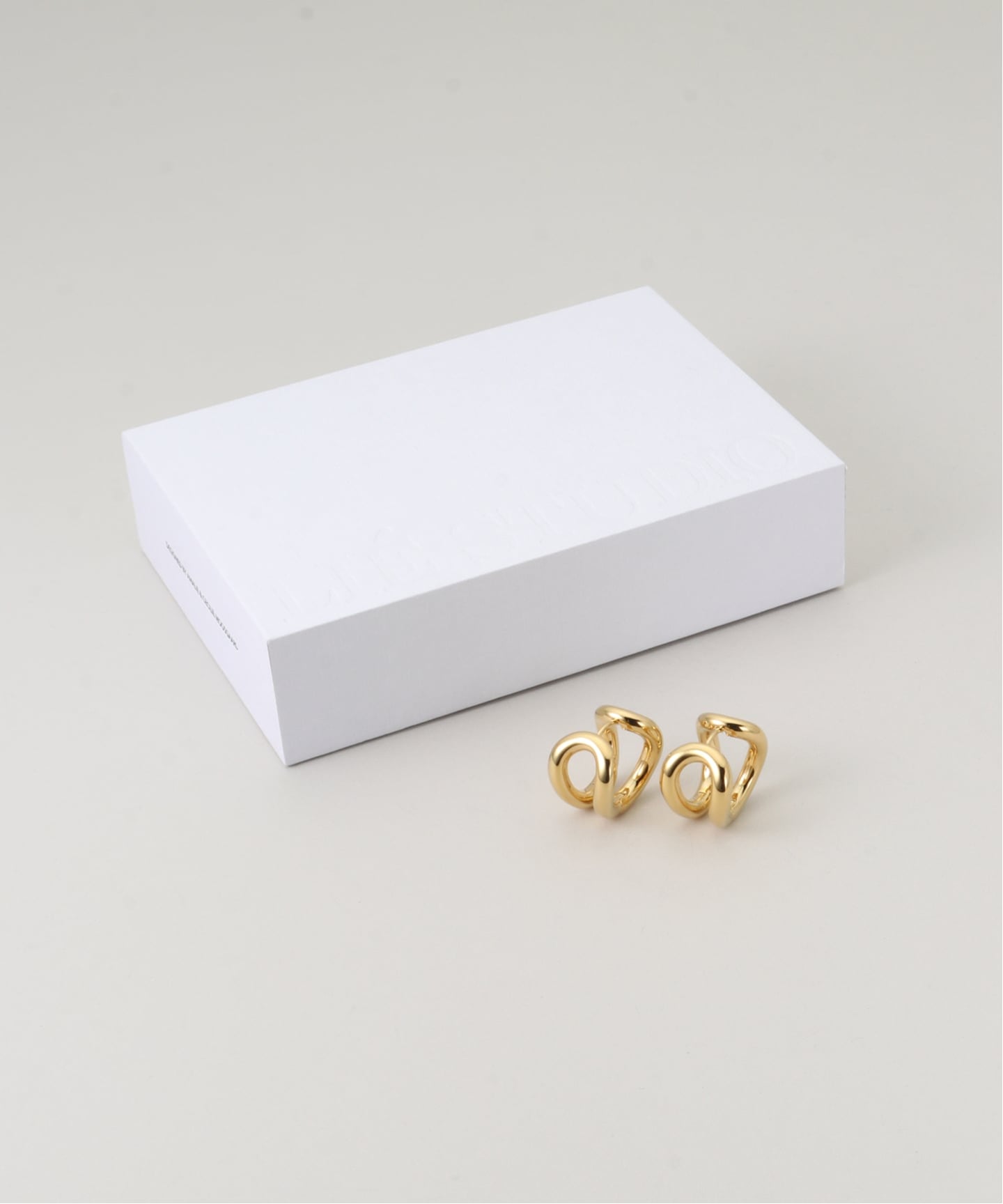 【新品】LIE STUDIO STEFFIE ゴールドピアス 完売 新品】LIE STUDIO STEFFIE ゴールドピアス 完売 - メルカリ