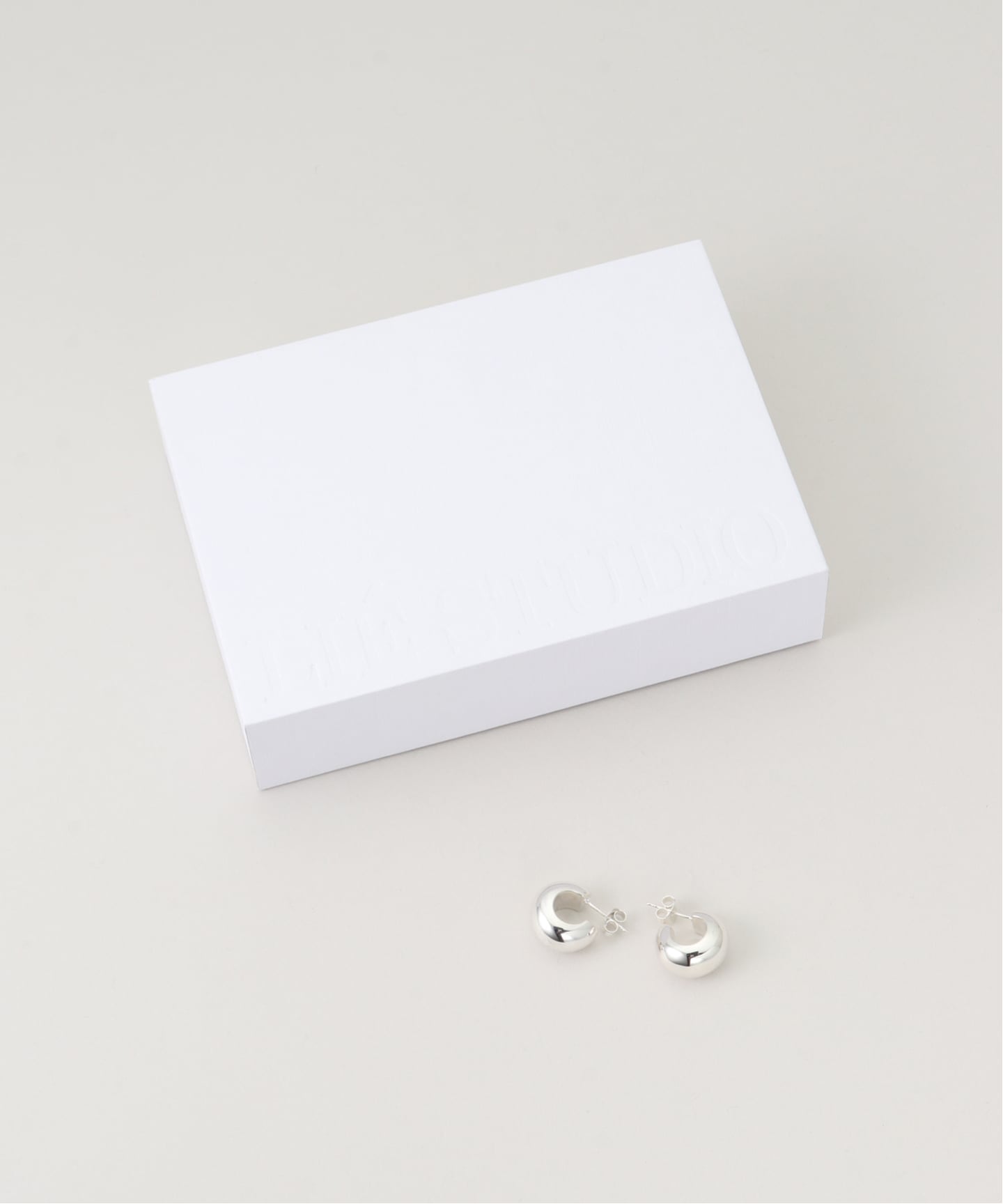 【極美品】Lie Studio The simone earring 極美品】Lie Studio The simone earring