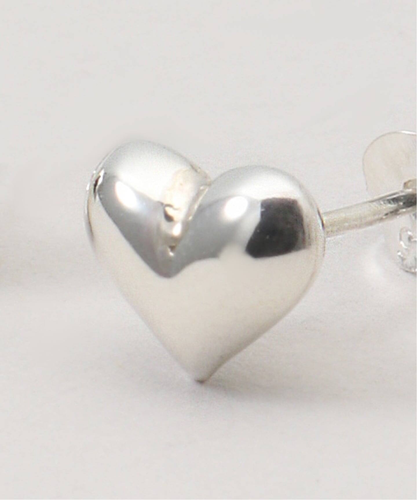 人気ブランド【PAVOI】Chunky Heartピアス chubby heart pierce～ﾁｬﾋﾞｰﾊｰﾄﾋﾟｱｽ | flower／フラワー公式通販