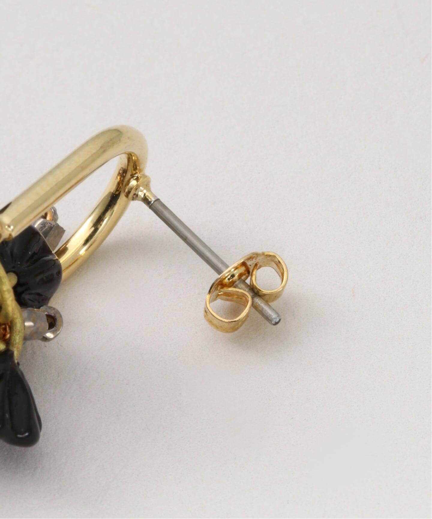 monshiro/モンシロ Holly hock bouquet ピアス MNP-223（ピアス（両耳