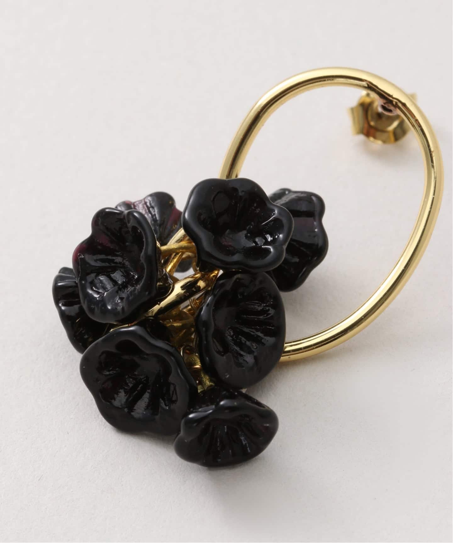 monshiro/モンシロ Holly hock ピアス MNP-223（ピアス（両耳用