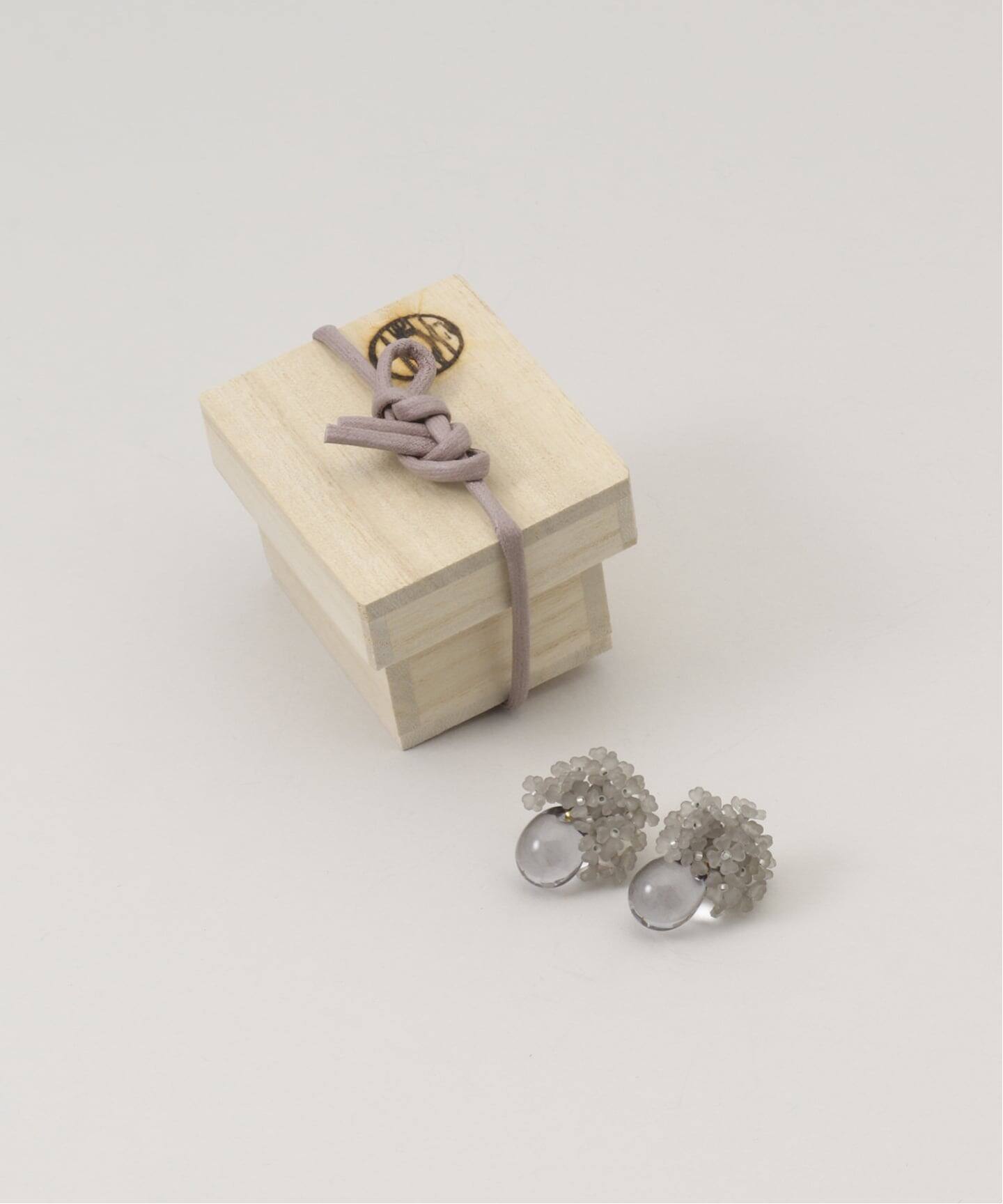 MONSHIRO/モンシロ nemophila ピアス（ピアス（両耳用））｜IENA