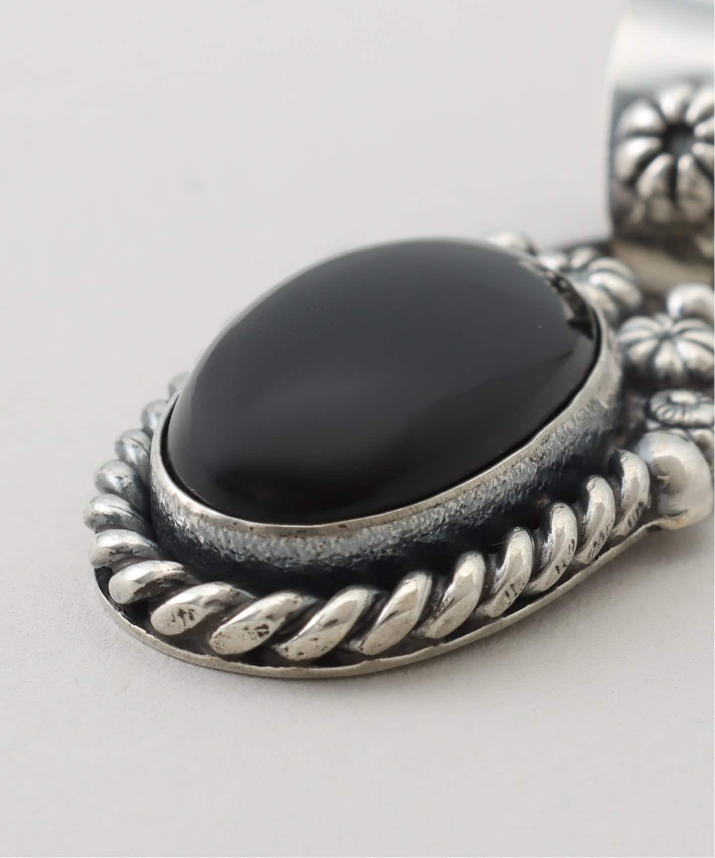 アクセサリー nicca ERICKA NICOLAS BEGAY/エリッカ ニコラスペンダントトップ