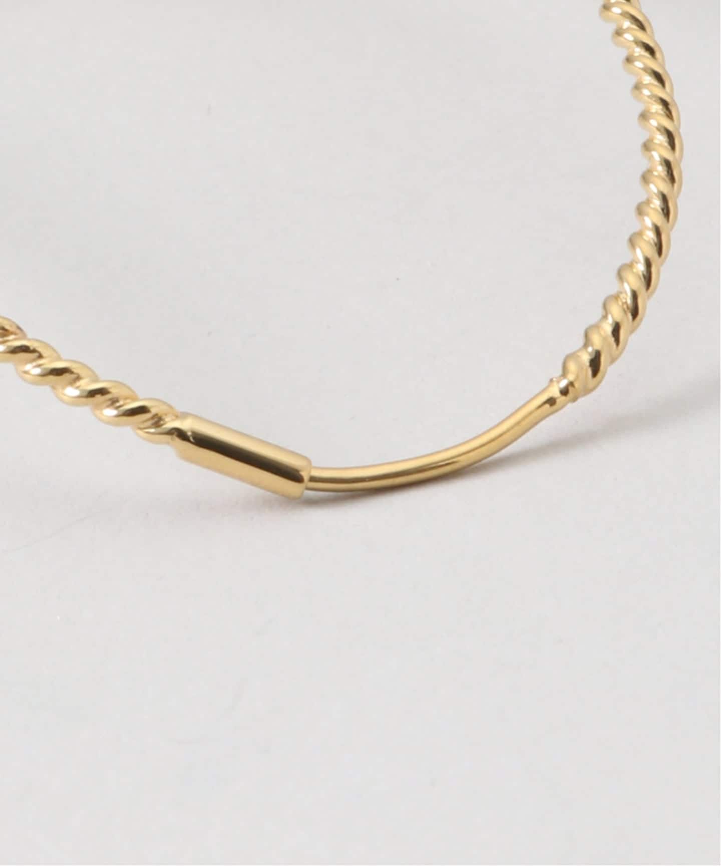BAR Jewellery / バージュエリー TWISTED CONTOUR ピアス(両耳用