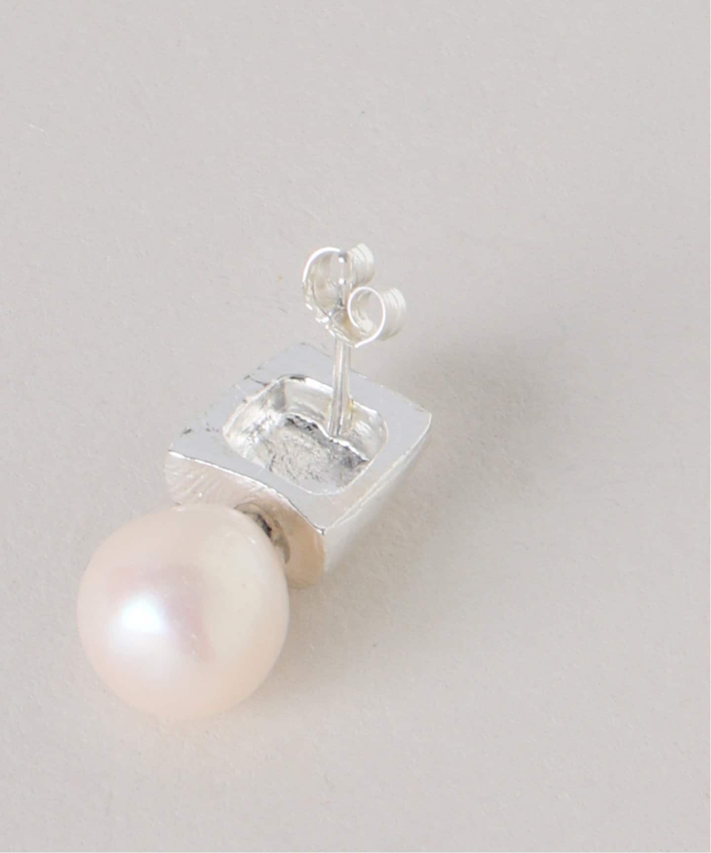 バカラ　ピアス　Tacoppy TARAKU タラクObscure Pearl ピアス TRK25SS-E003（ピアス（両耳