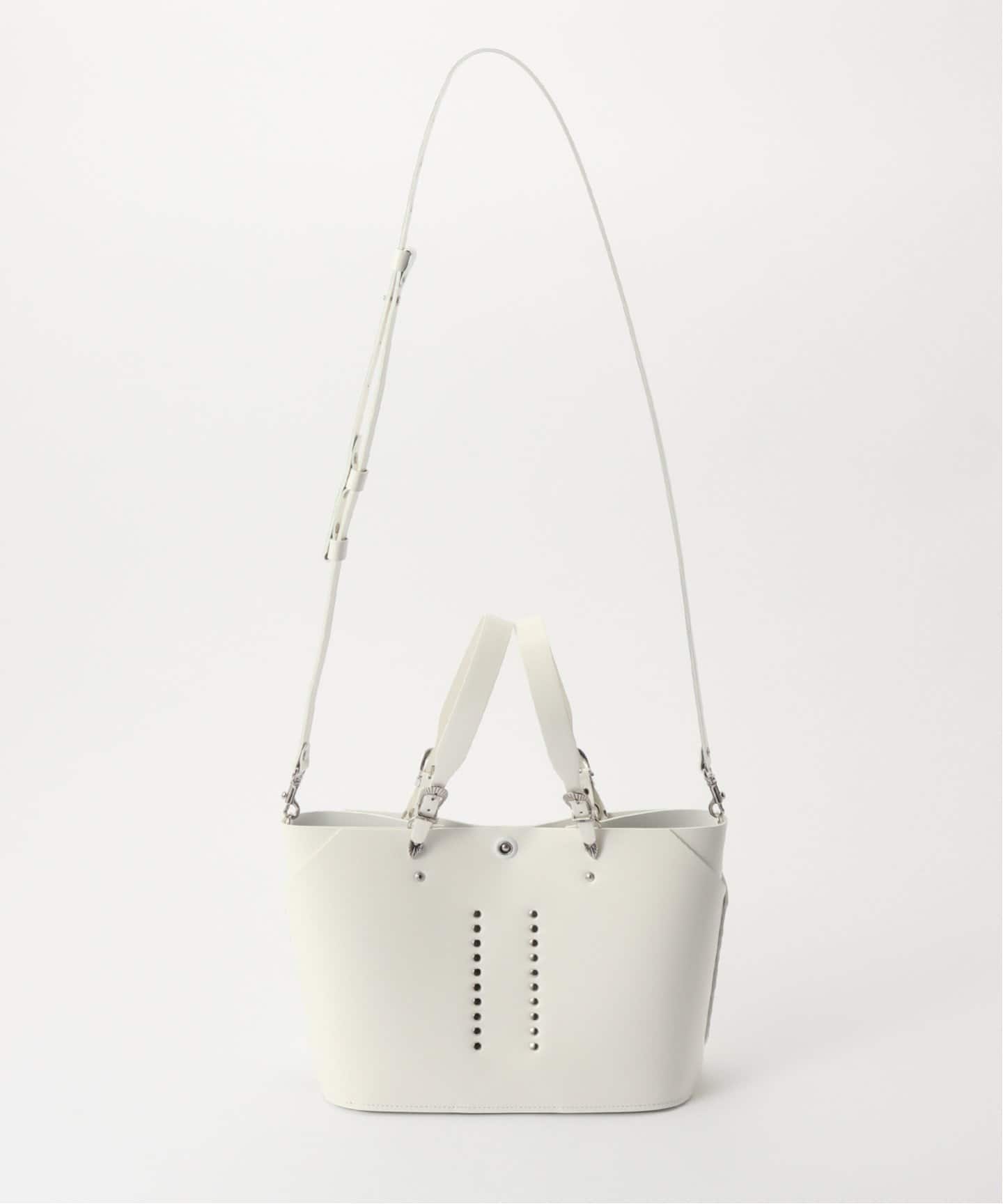 美品✨TOGA PULLA Leather Tote Bagスタッズ ホワイト WOMEN - BAGS/SMALL GOODS – TOGA ONLINE STORE