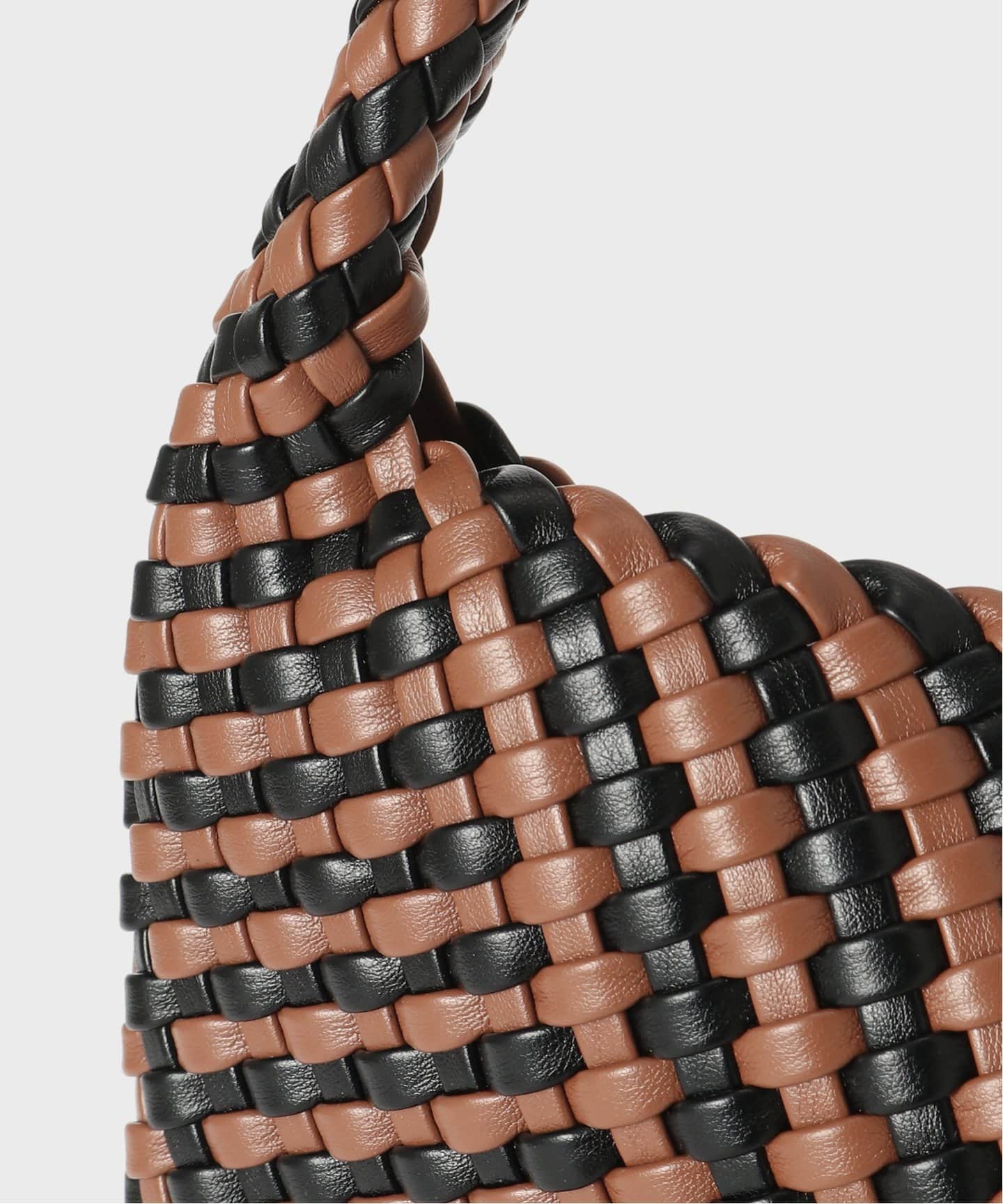 HVISK HOBO BRAINDED SOFT 2501-087-010090：ショルダーバッグ