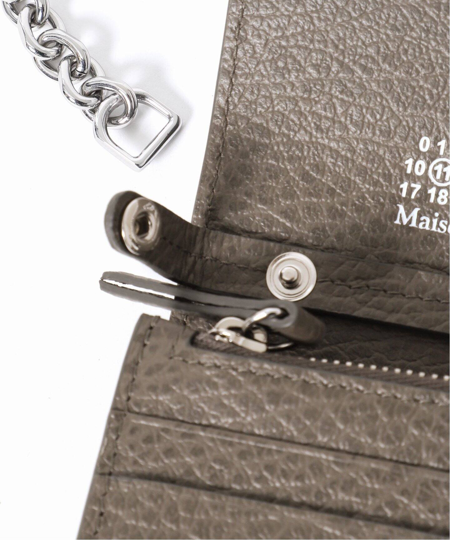 茶ジャケット財布バッグキャップにマルジェラMargielaスニーカー 楽天市場】Maison Margiela : WALLET ZIP AROUND CONTINENTAL