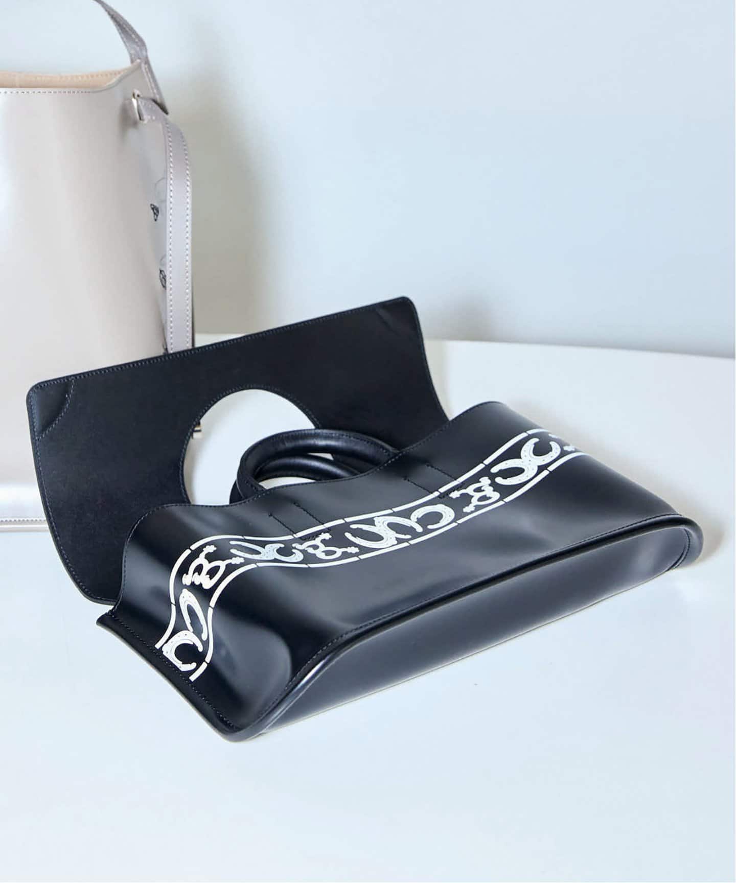 25SS PIENI ピエニ AORI M SZB-39-8002 PUORI PIENI / ピエニ AORI M（ハンドバッグ）｜Spick and Span