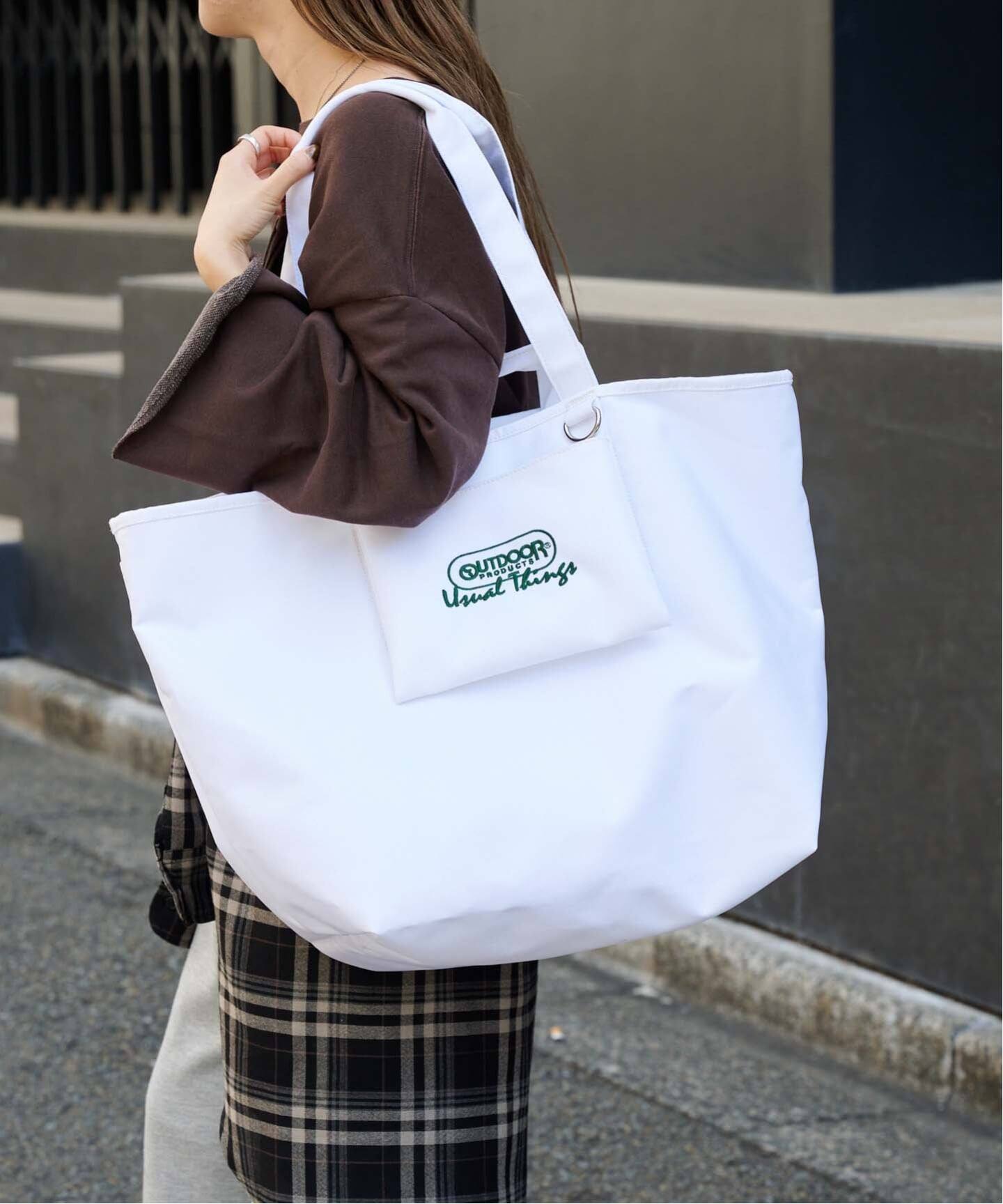 USUAL THINGS TOTE LARGE ユニセックス対応（トートバッグ）｜OUTDOOR 
