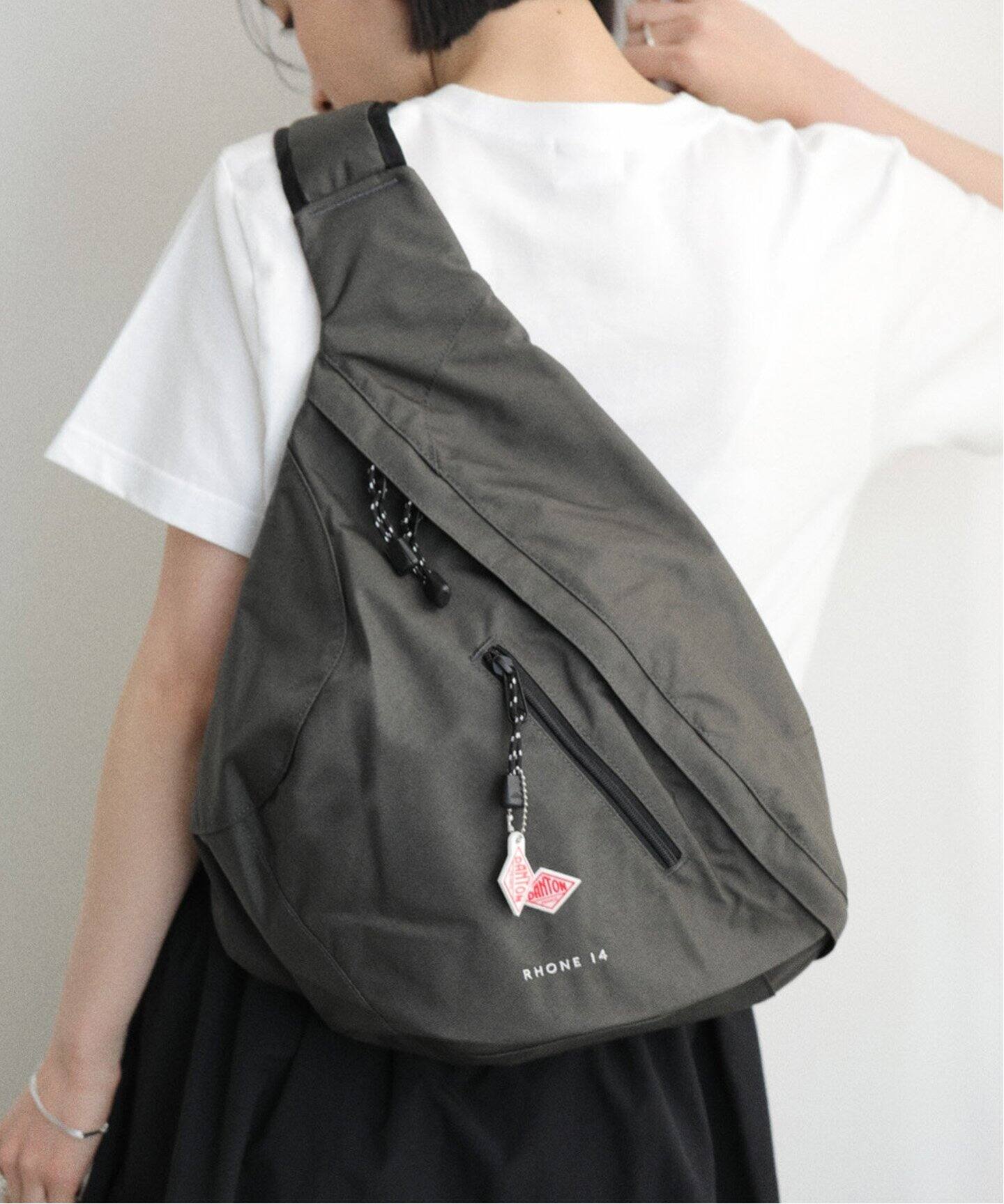 Rhone 14 ブラック スリングバッグ Rhone 14 ブラック スリングバッグ