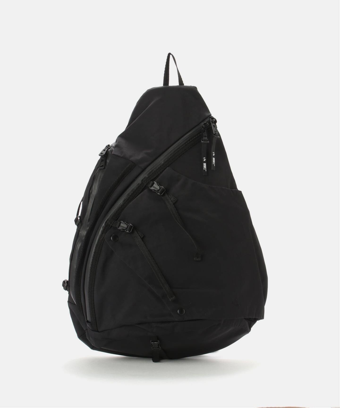 F/CE TEXTURED TWILL 3 POINTS SLINGER BAG ID FTT36252B0004