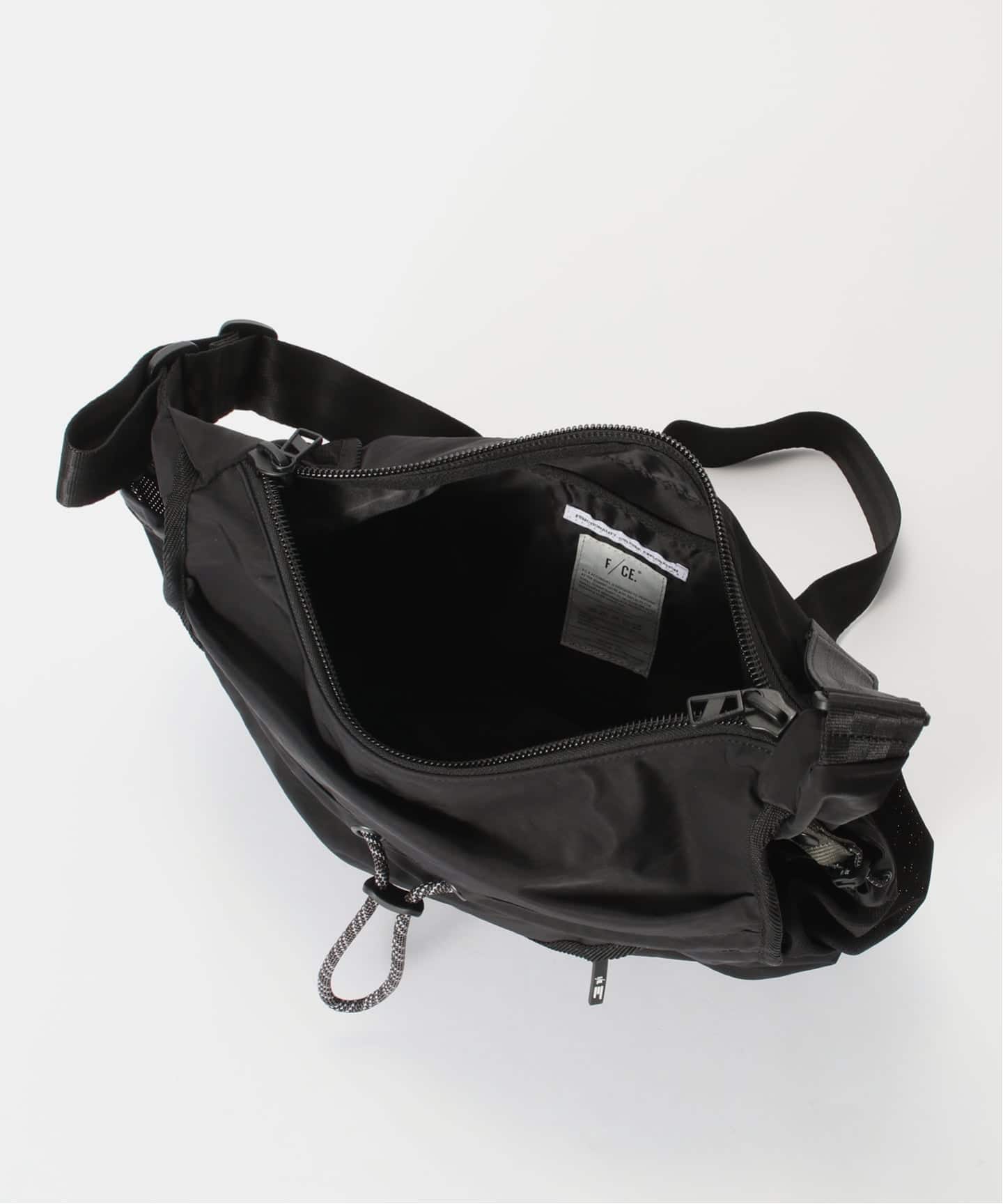 BRIEFING 2WAYショルダーバッグ ブラック　ベイクルーズ　別注　未使用 2WAYショルダーバッグ／撥水／軽量／PERFORMANCE SUIT SERIES