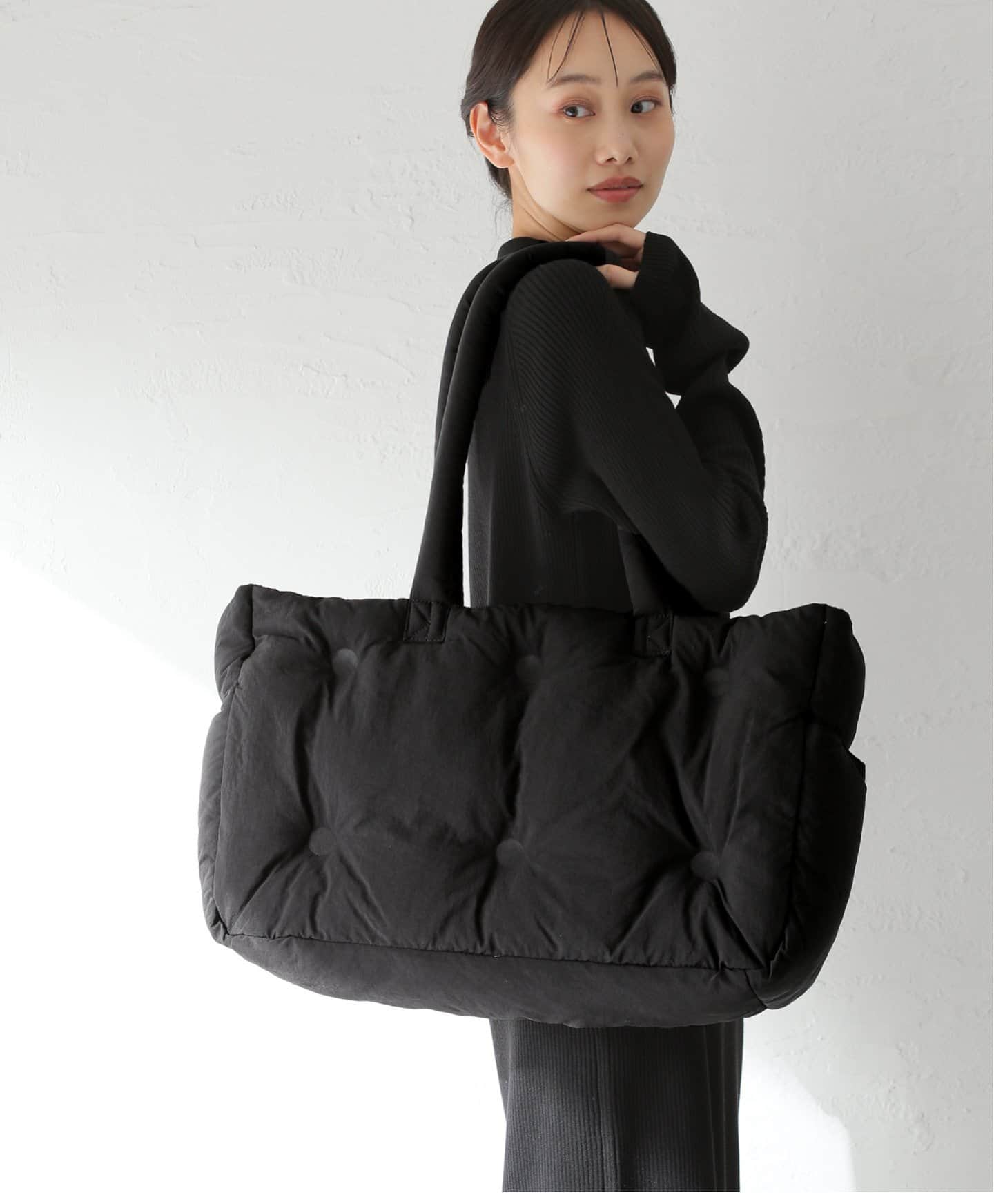 Knuth Marf big quilt bag ブルー 新品 Knuth Marf - big quilt bag / ビッグキルティングバッグ