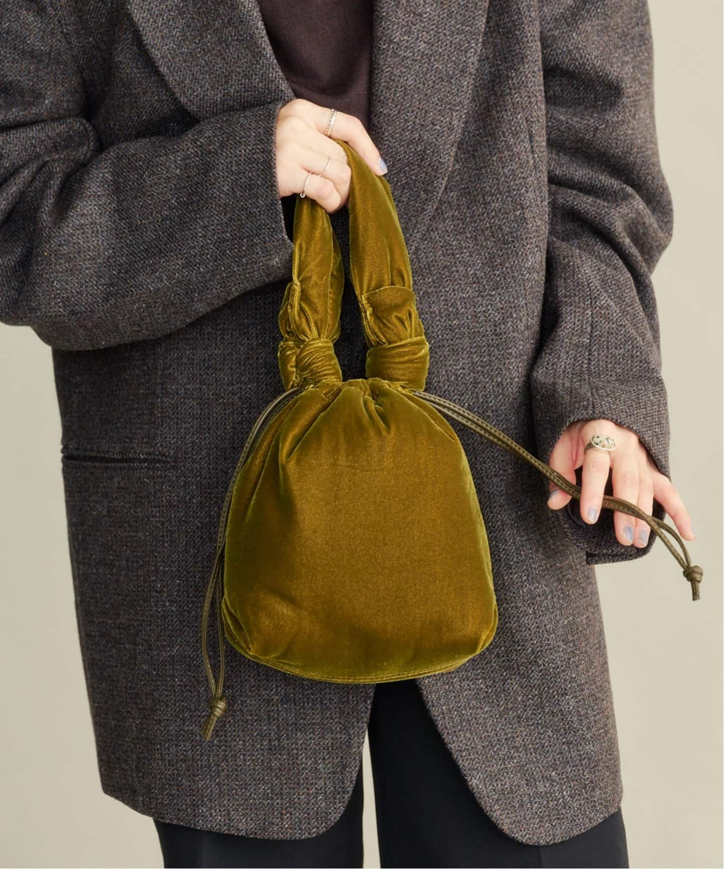 anuke Velvet Mini Purse（ハンドバッグ）｜BOICE FROM BAYCREW'S