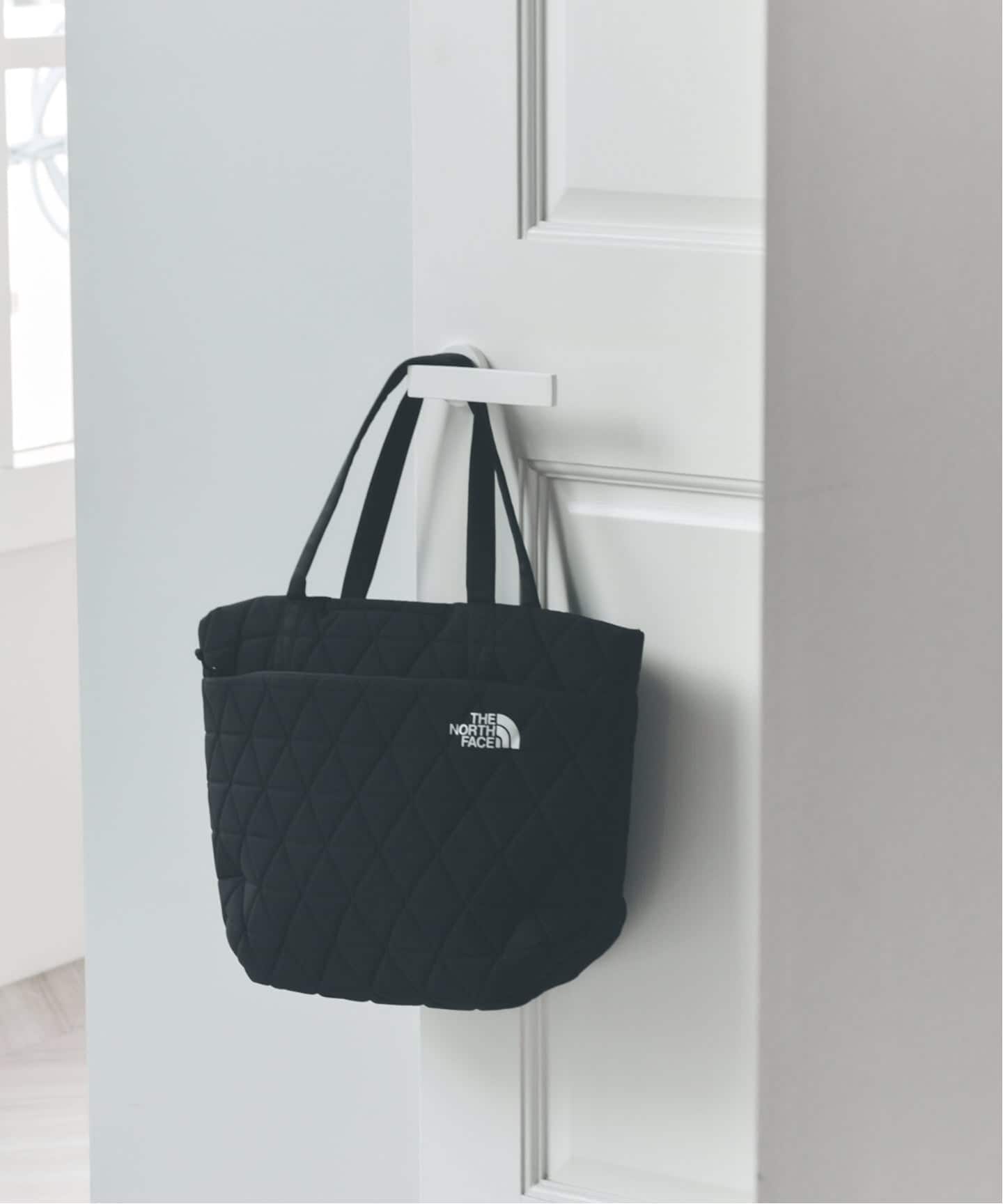 THE NORTH FACE NF GEOFACE トートバッグ ブラック　新品 THE NORTH FACE Geoface Tote ブラック （ザ・ノース・フェイス