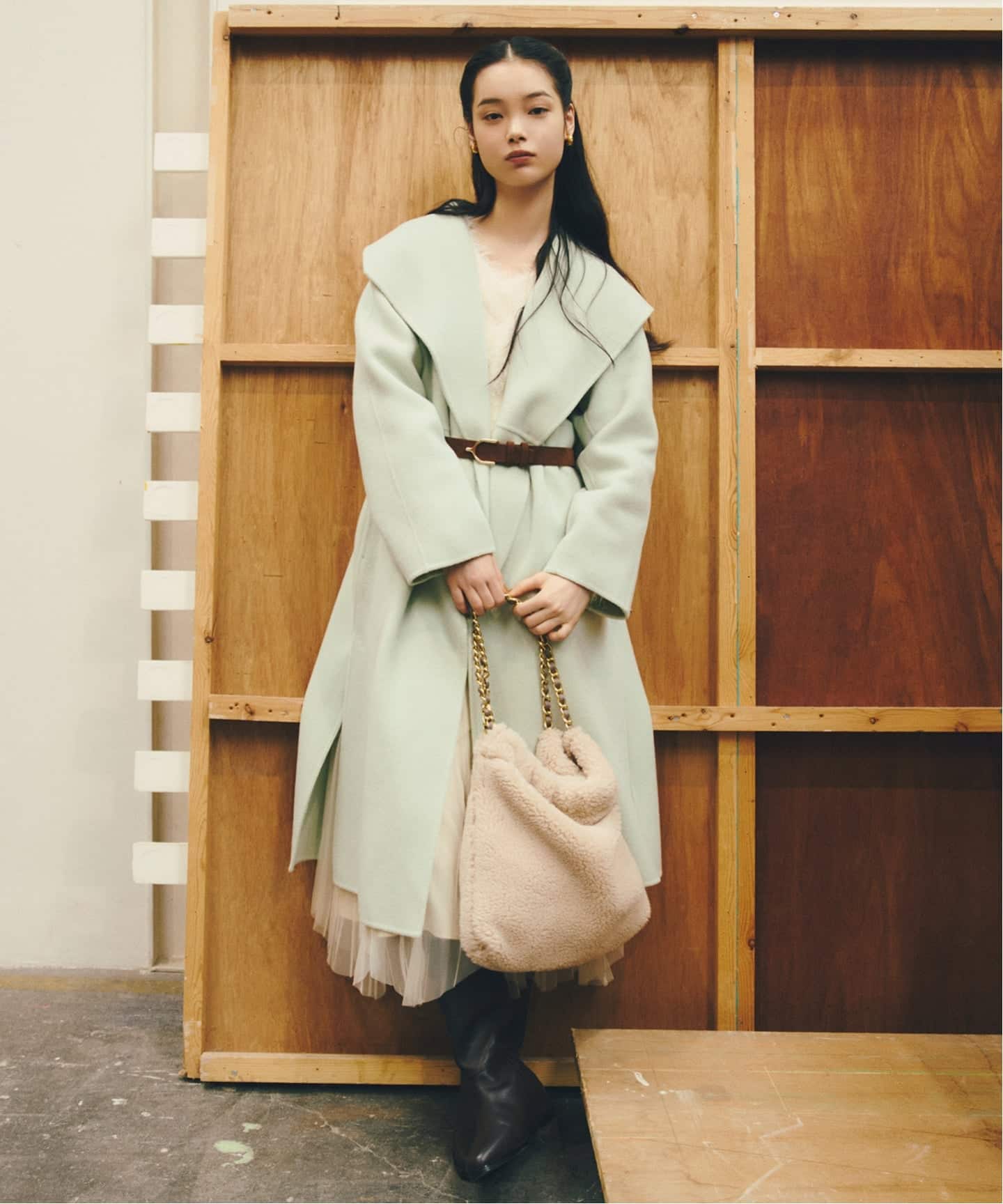 VIOLAd'ORO / ヴィオラドーロ エコファーバッグ 34*34cm（ショルダー