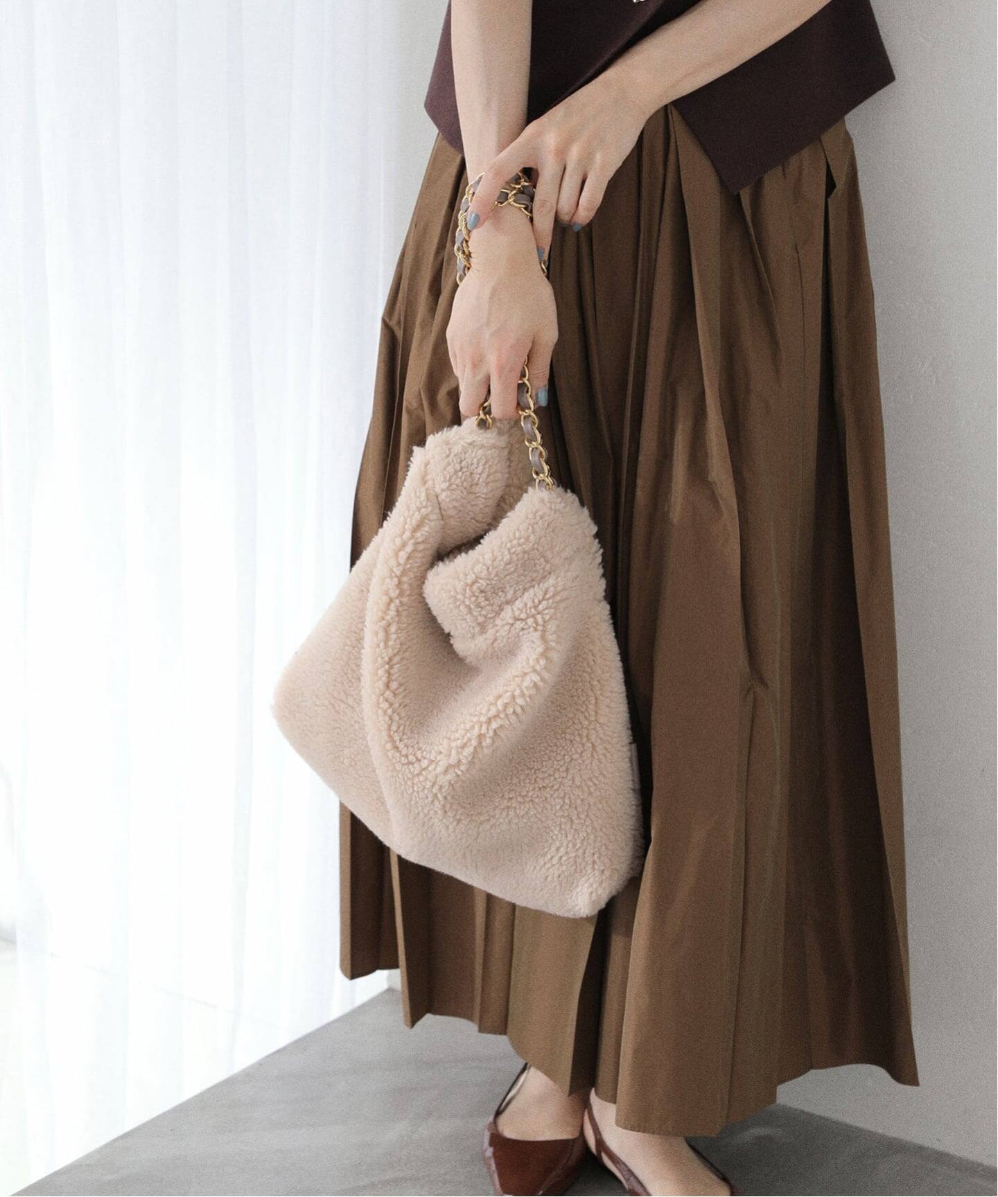 VIOLAd'ORO / ヴィオラドーロ エコファーバッグ 34*34cm（ショルダー