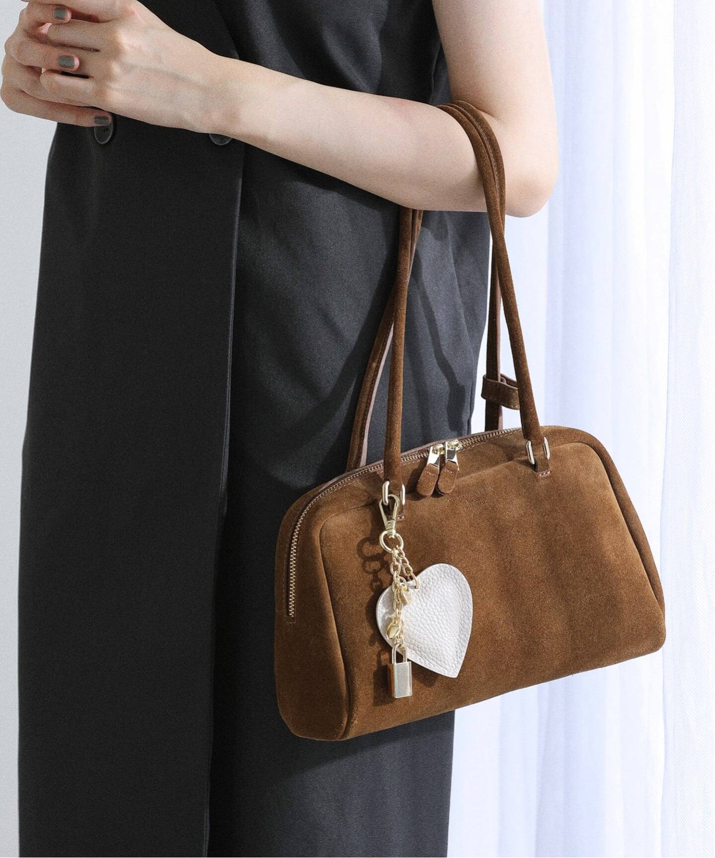 CHRISTIAN VILLA /クリスチャン ヴィラ スエードショルダートート