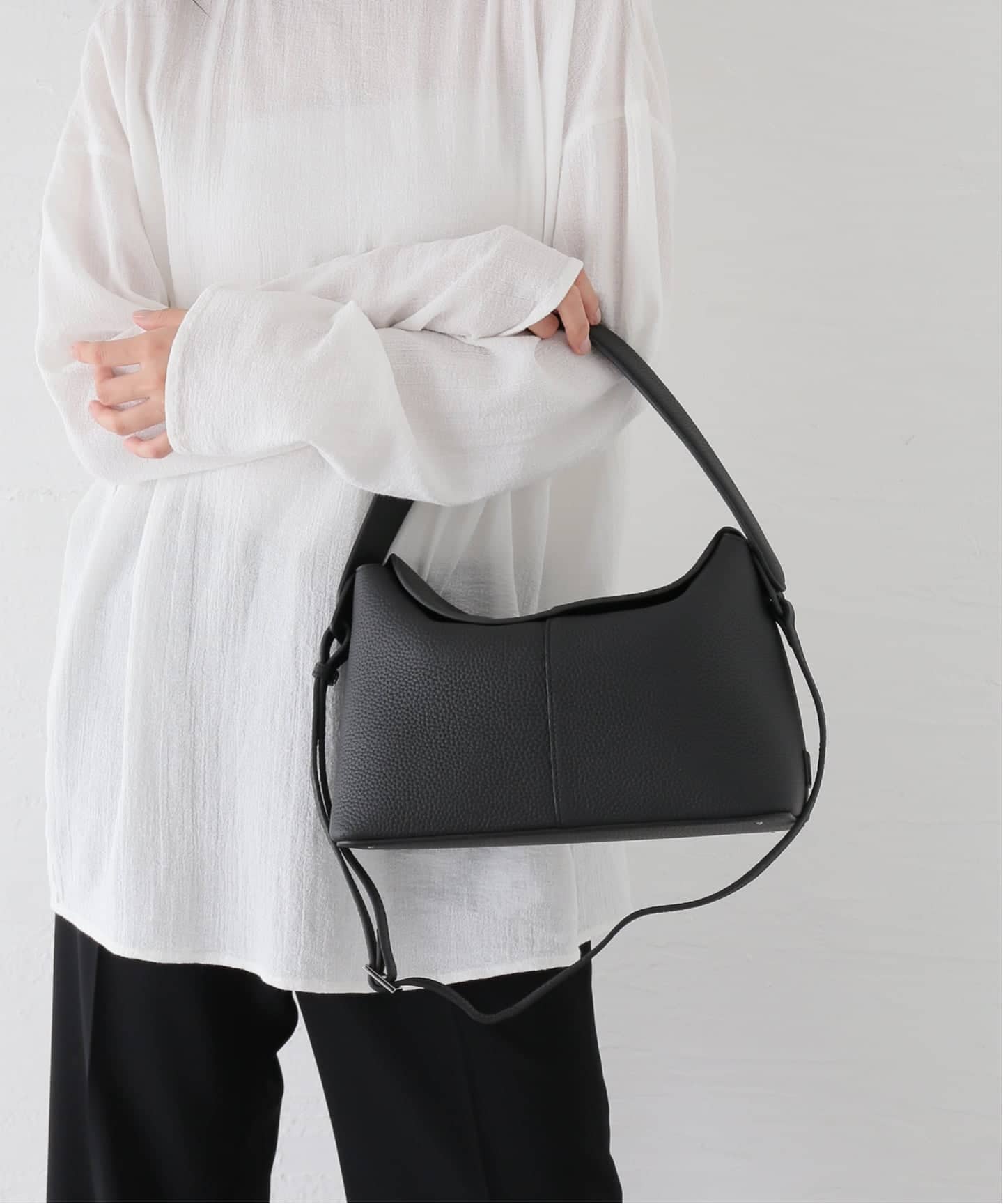 一部店舗+WEB限定》VASIC / ヴァジック Noa Mini（ショルダーバッグ