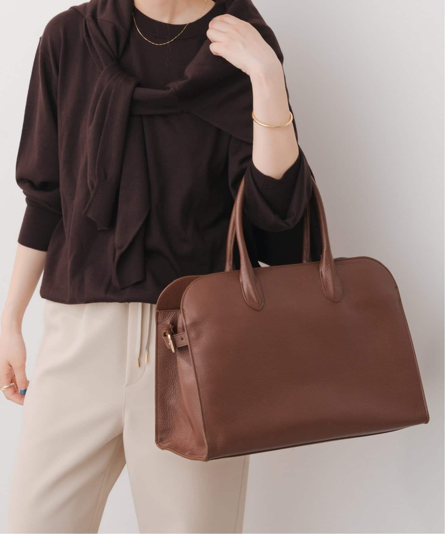 美品　MILOS ミロス WZIPボストンバッグ ハンドバッグ noble 美品 MILOS ミロス WZIPボストンバッグ ハンドバッグ noble