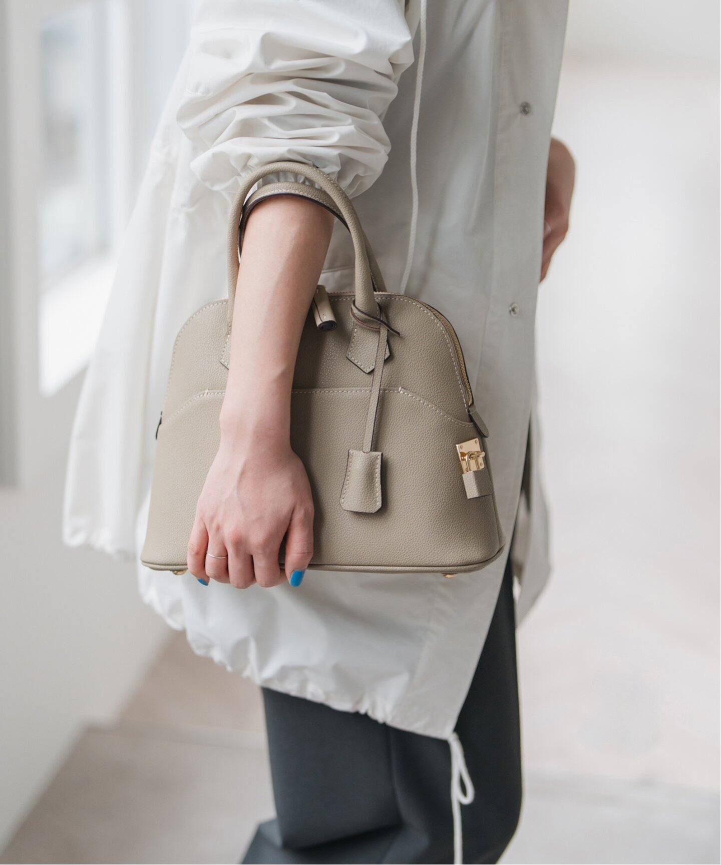 mica della valle ショルダーバッグ Katia SO-0079S WEB限定追加》mica della valle / ミカデラヴァッレ Katia SO