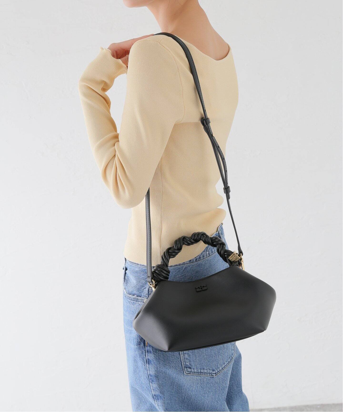 GANNI/ ガニー Ganni Bou Bag Small（ショルダーバッグ）｜U by