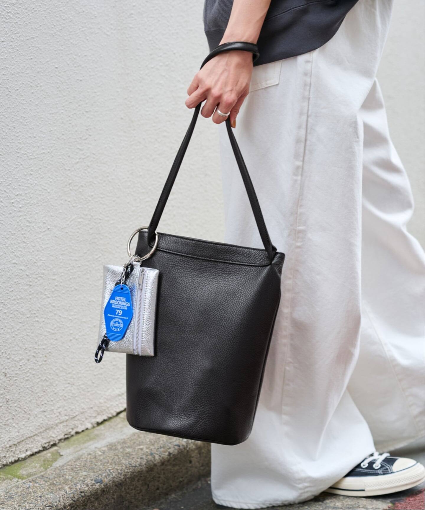 pelletteria marant ブラックハンドバッグ 【公式通販】