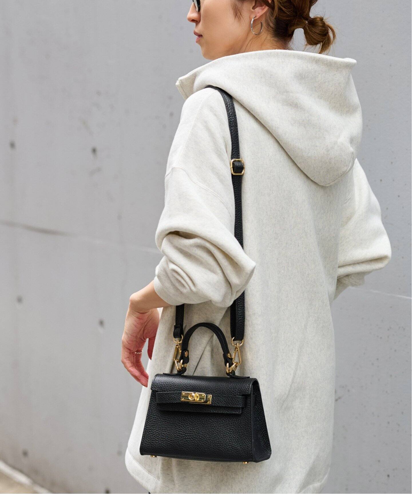 FRAMeWORK AULENTTI ショルダーバッグ ベージュ AULENTTI/オウレンティ】インナーバッグ付きショルダーBAG