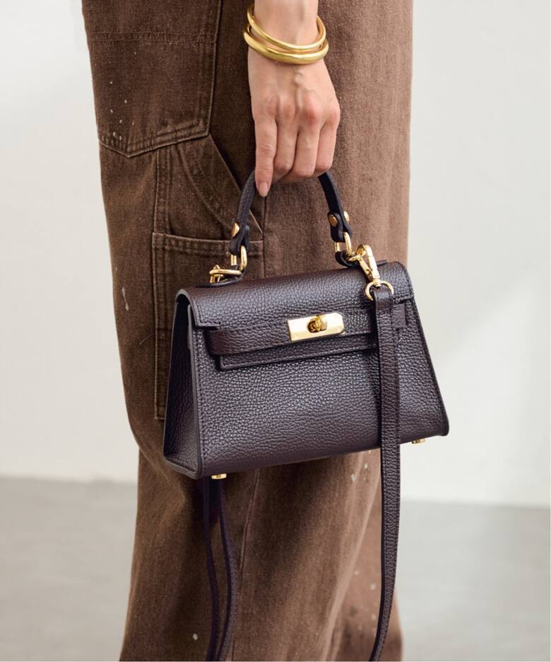 AULENTTI/オウレンティ 金具付きSHOULDERバック（ショルダーバッグ 