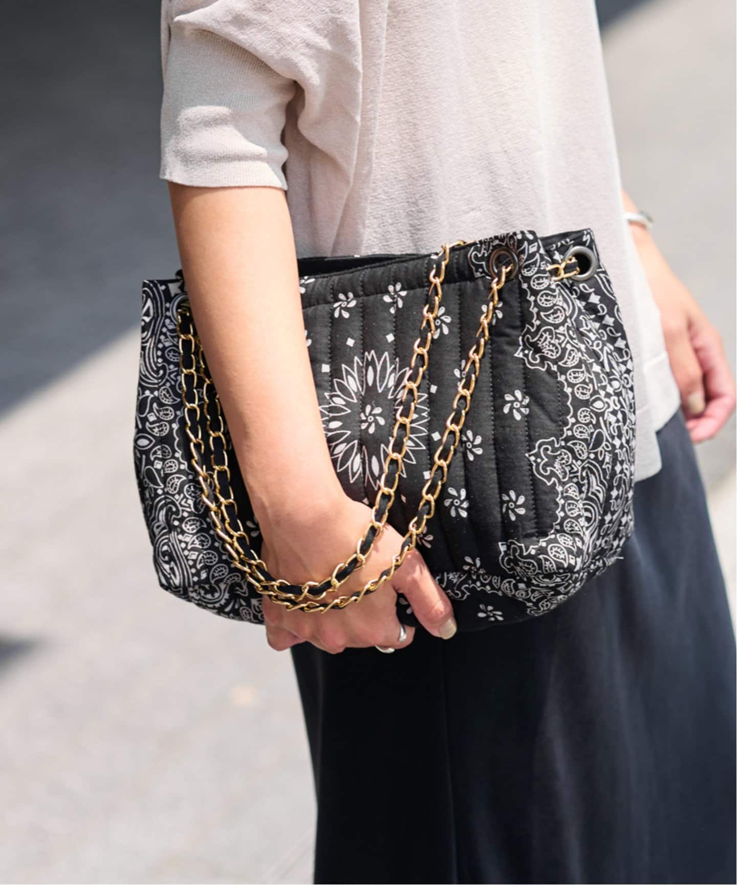 MALUS/マリュス バンダナキルティングショルダーBAG（ショルダーバッグ