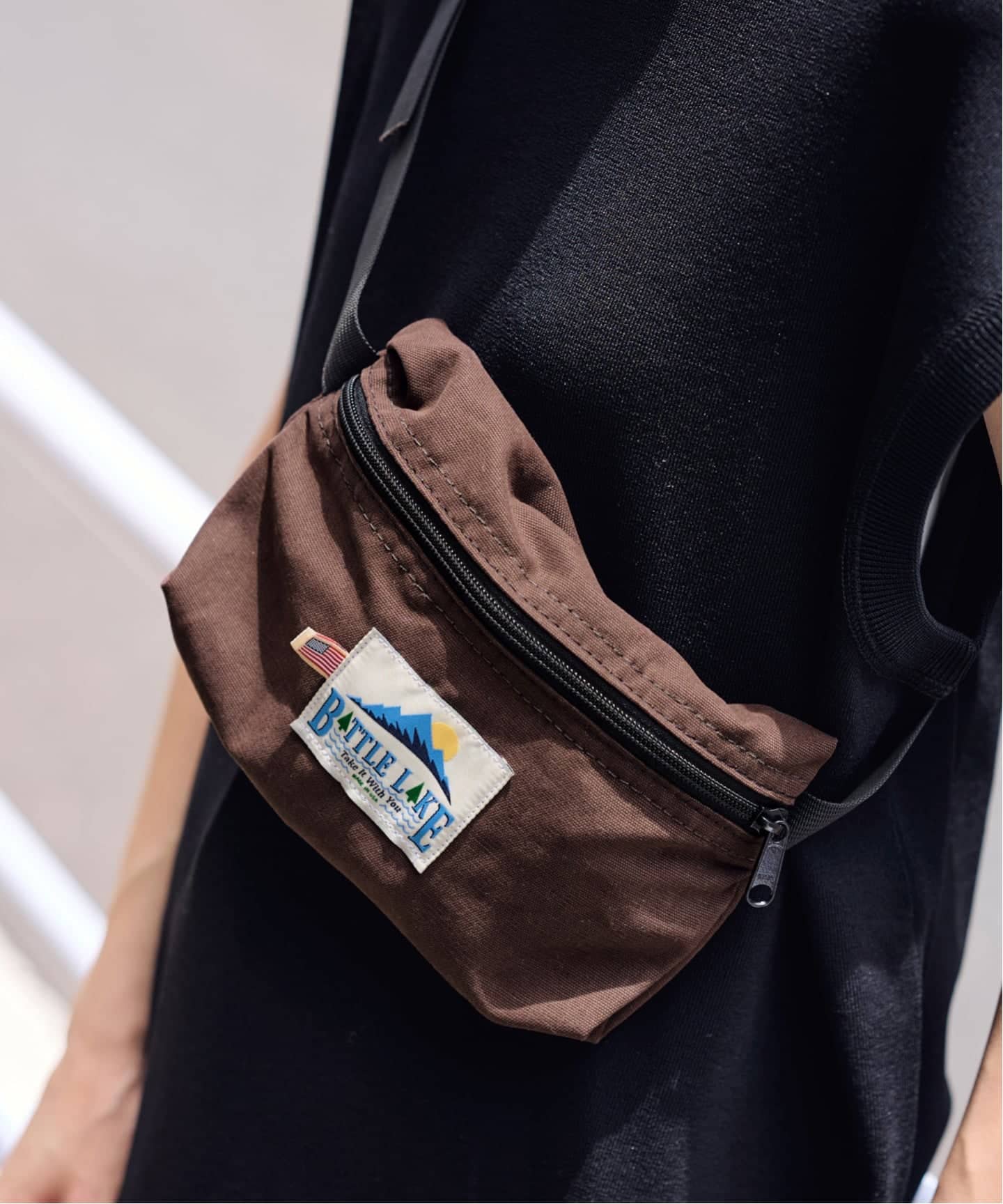 BATTLE LAKE / バトルレイク canvas rainbow funny（ショルダー