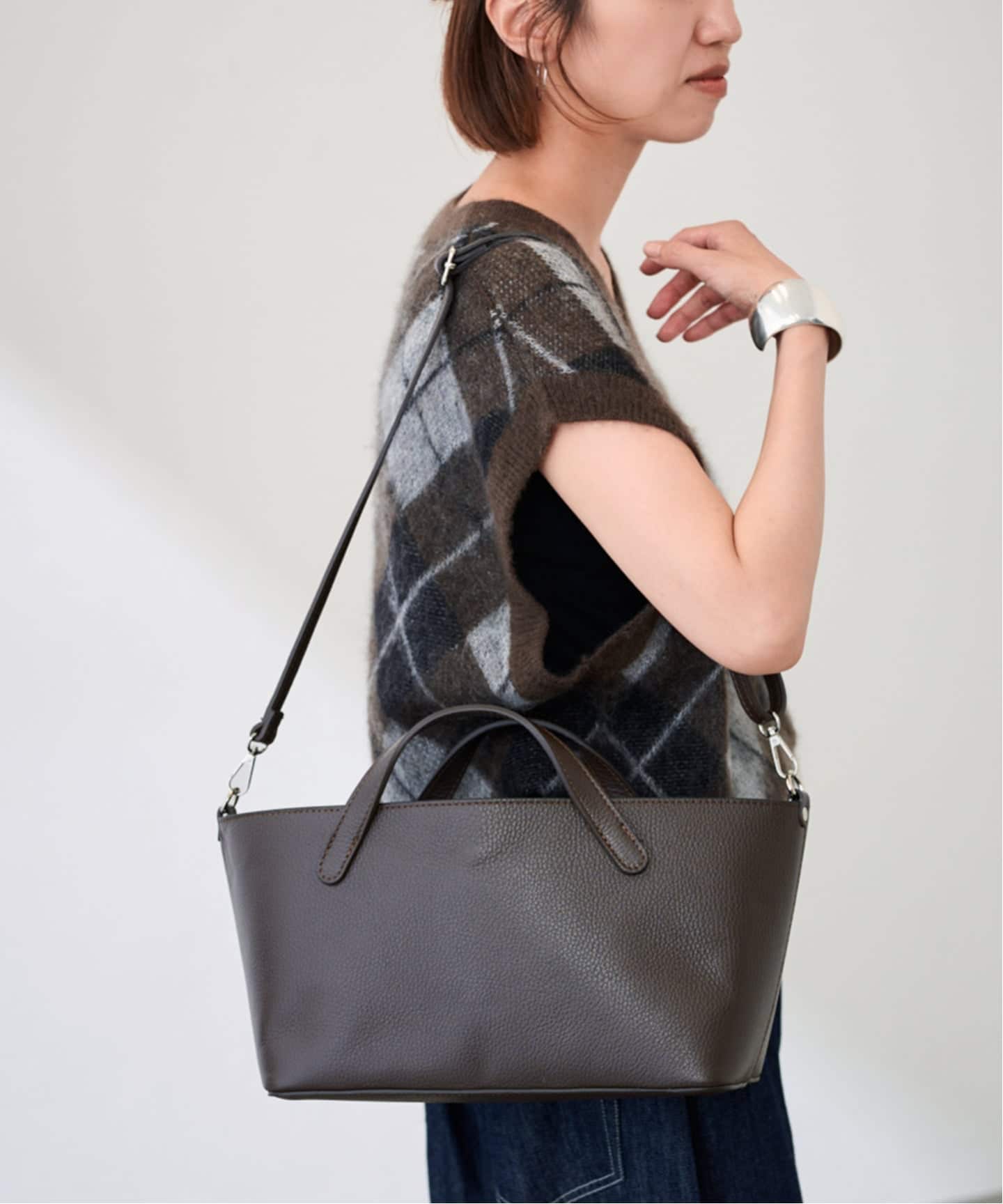 AULENTTI/オウレンティ フナガタSHOULDERツキトート
