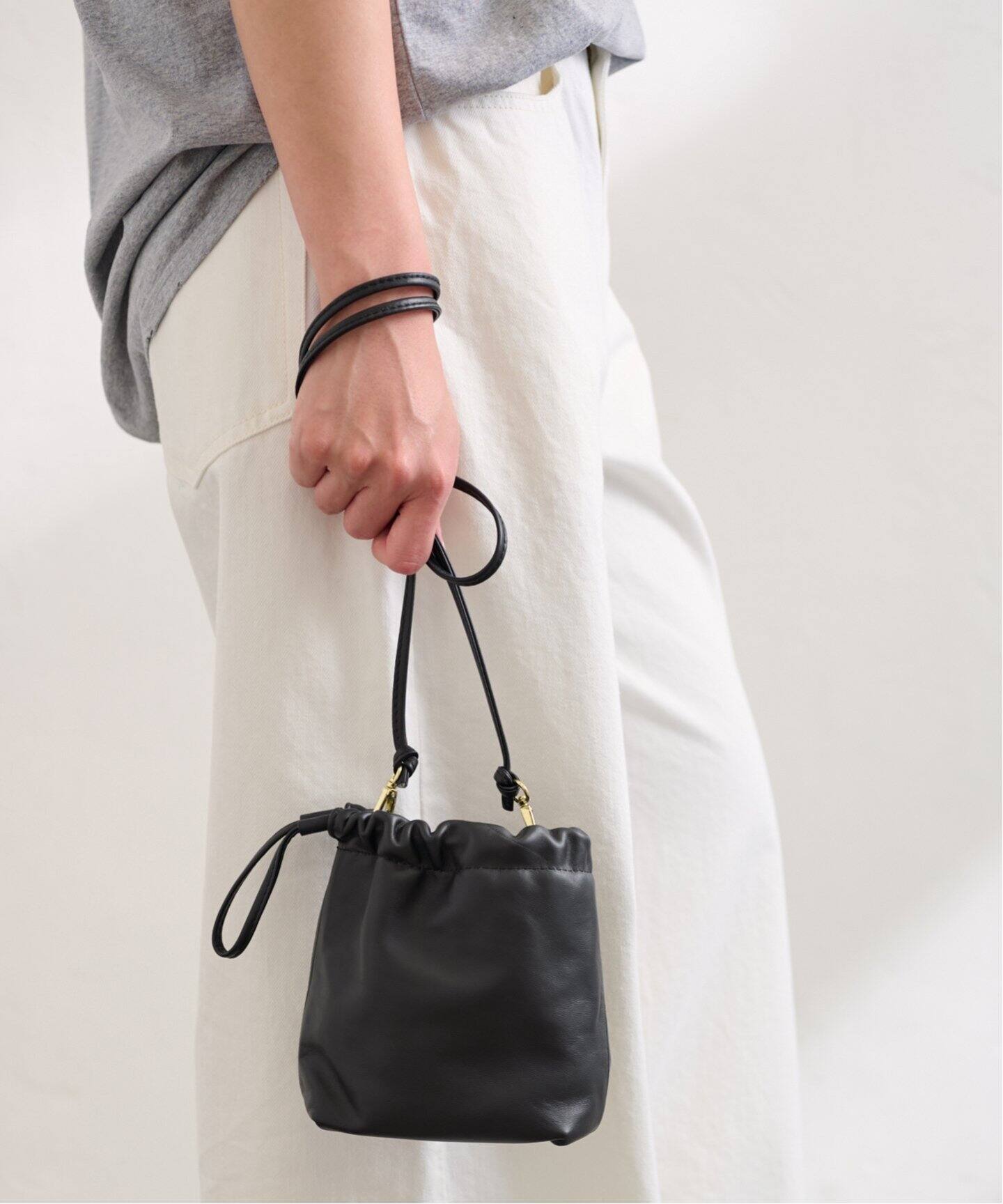 AULENTTI/オウレンティ miniキンチャクSHOULDER（ショルダーバッグ 
