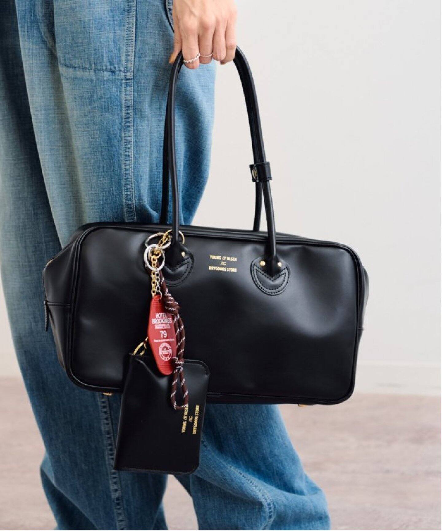 YOUNG&OLSEN 別注SMOOTH LEATHER STUDENT M KHWL（ハンドバッグ