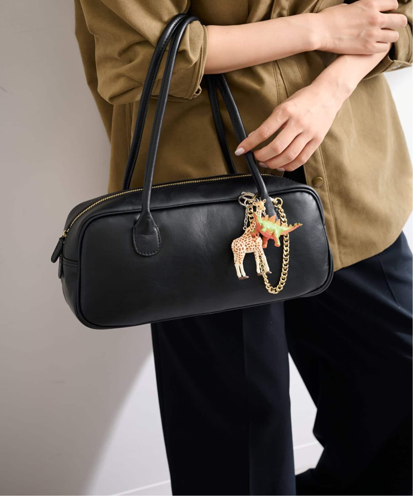 美品 オウレンティ フレームワーク 別注 ロングハンドルボストン バッグ ≪WEB限定 / 追加予約≫AULENTTI/オウレンティ 別注ロングハンドル