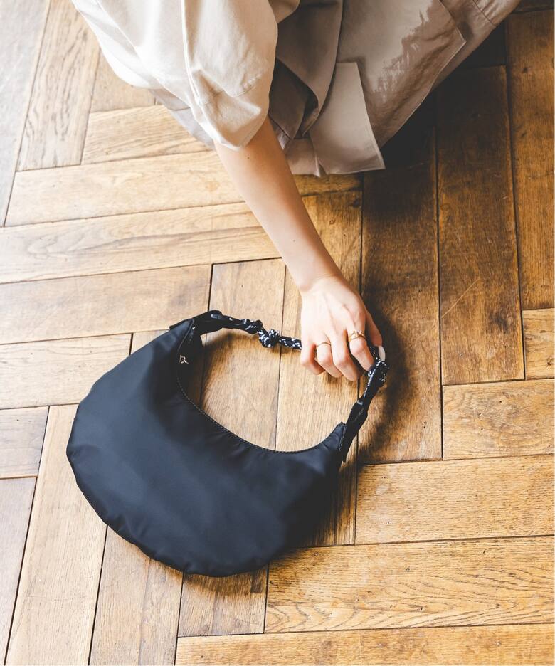LE VERNIS/ルベルニ Cord moon bag S（ショルダーバッグ）｜NOBLE 