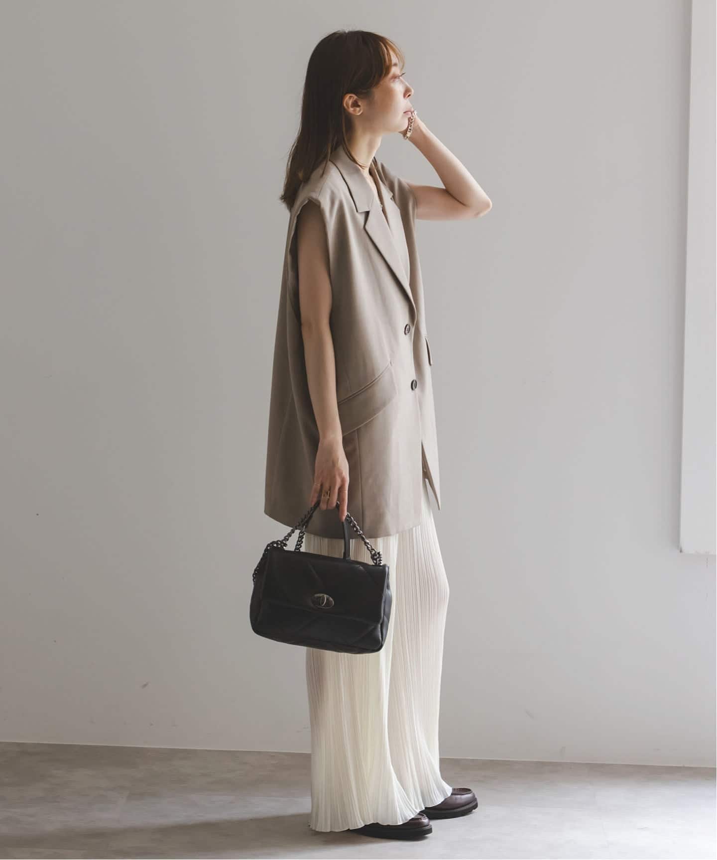 m♡美品！Maison vincent ベージュ キルティング バッグ 別注・追加》Maison Vincent パッファーキルティングチェーンバッグ