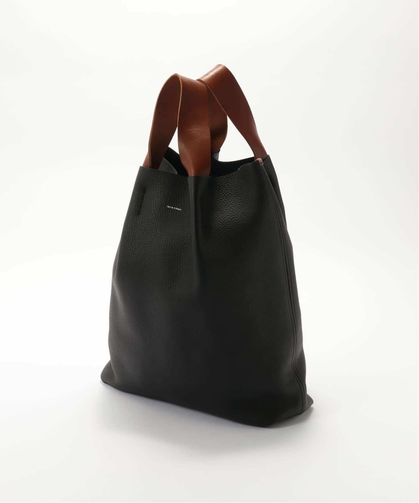 Hermes Schema レザートートバッグ　piano bag ブラック Hermes Schema レザートートバッグ piano bag ブラック Hender Scheme