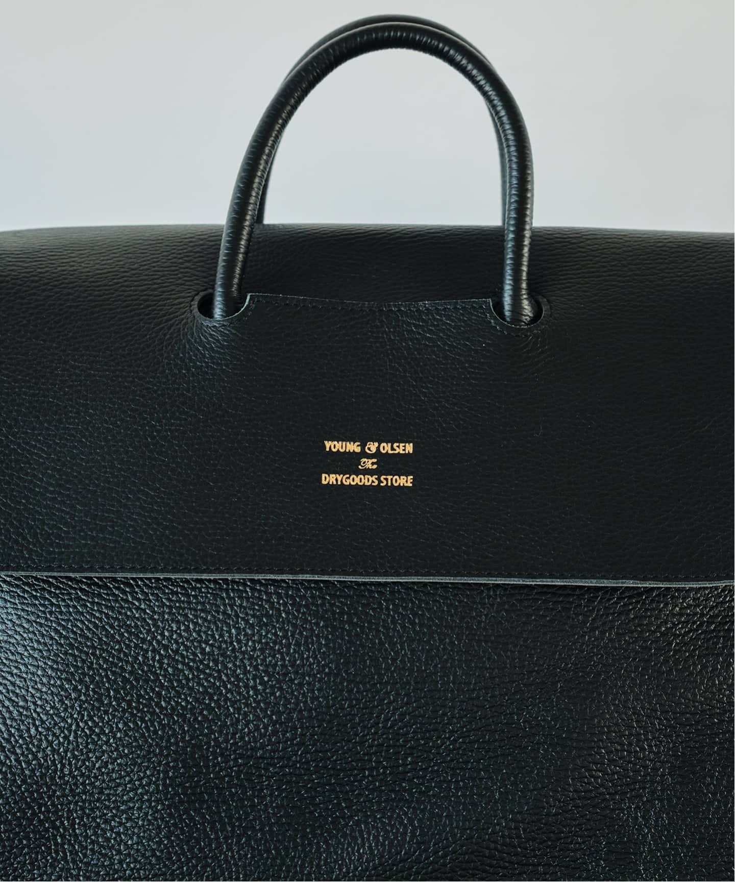 チョコ　YOUNG & OLSEN EDIFICE 別注　バッグ チョコ様専用 YOUNG & OLSEN EDIFICE 別注 バッグ - メルカリ