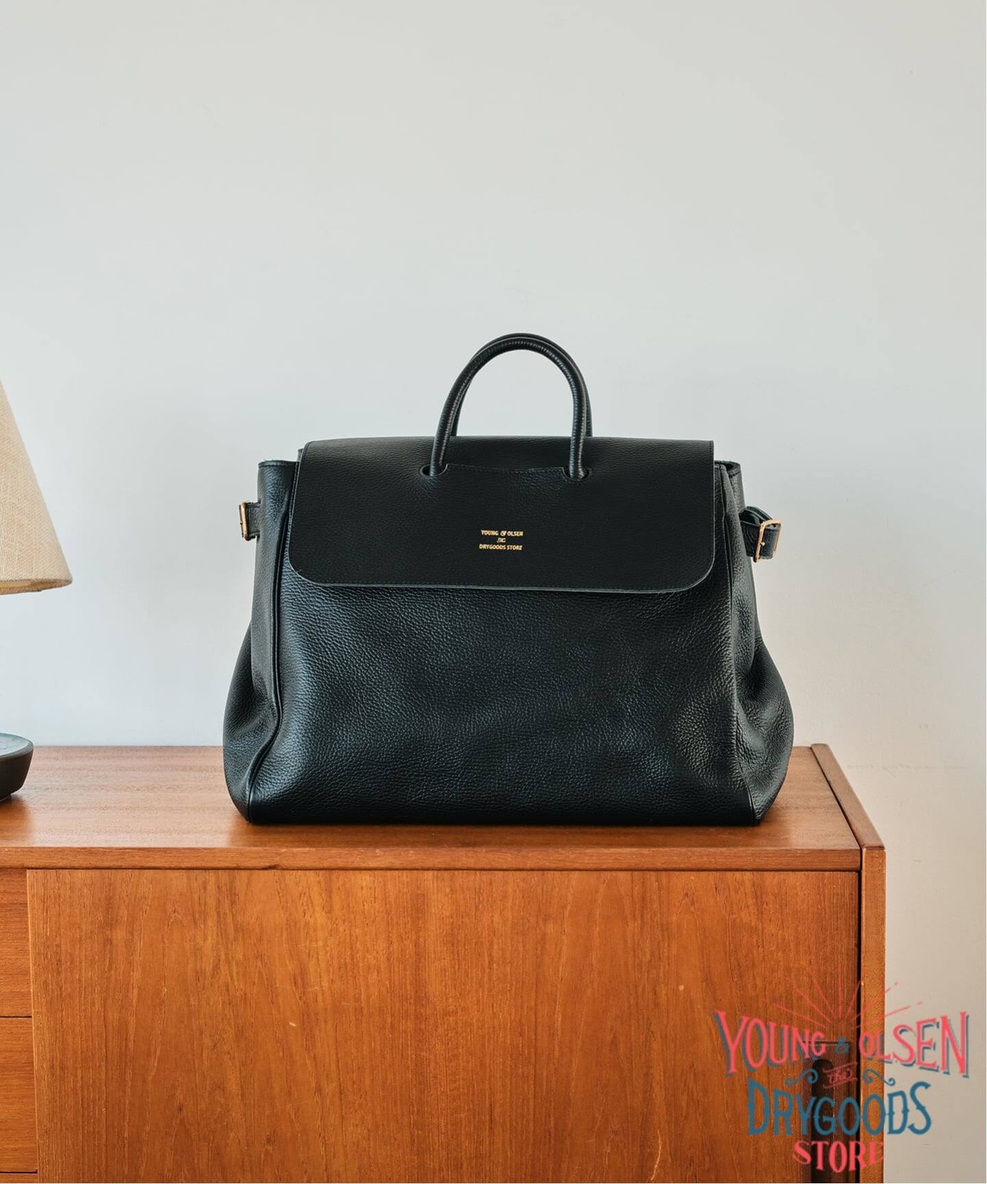 YOUNG & OLSEN 別注 エンボスレザー フラップ トートバッグ（トート 
